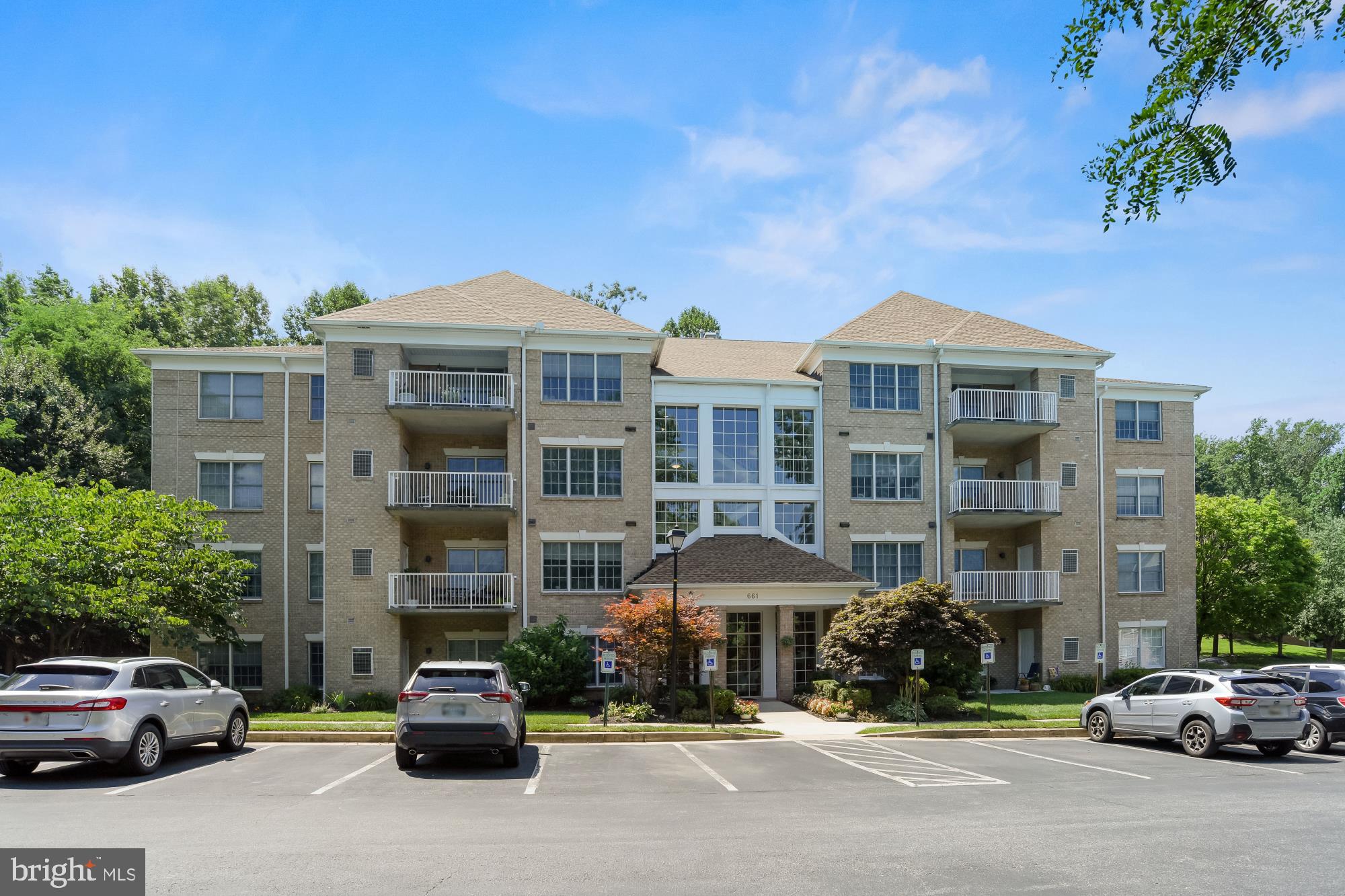 STRAFFAN CONDOS - Residential