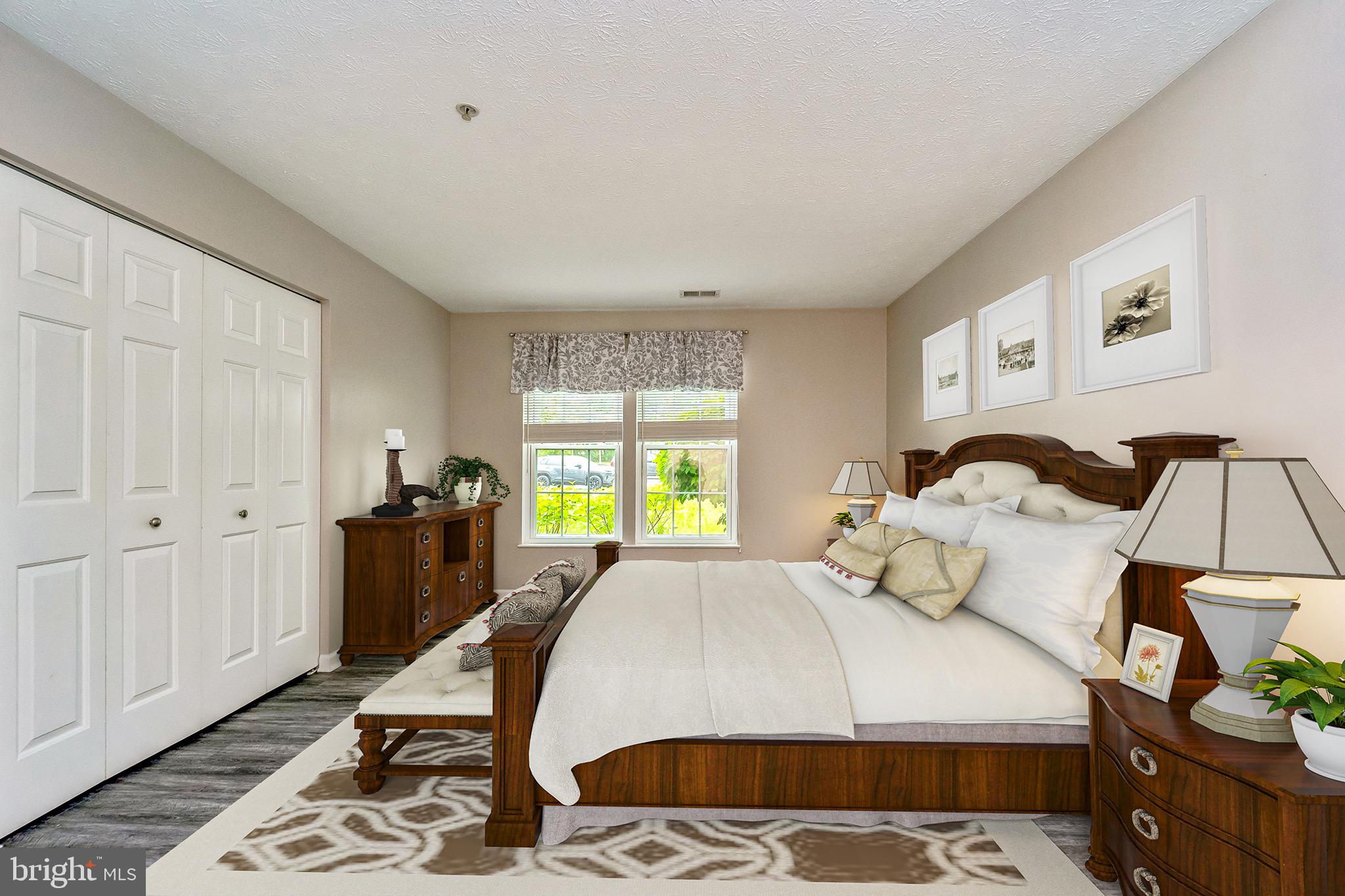 PINEY ORCHARD - Residential