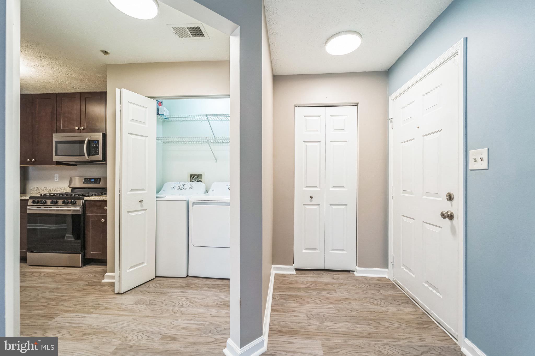 PINEY ORCHARD - Residential