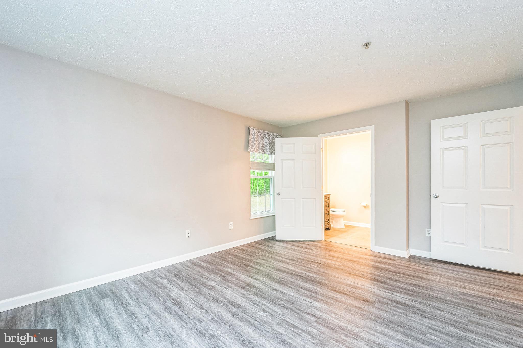 PINEY ORCHARD - Residential