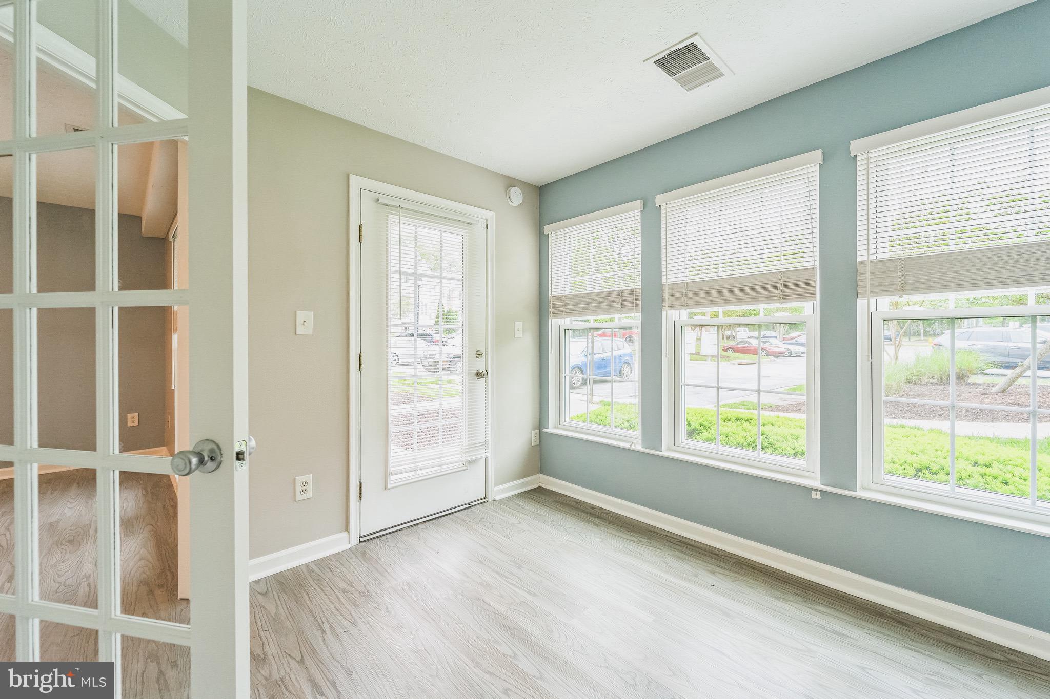 PINEY ORCHARD - Residential