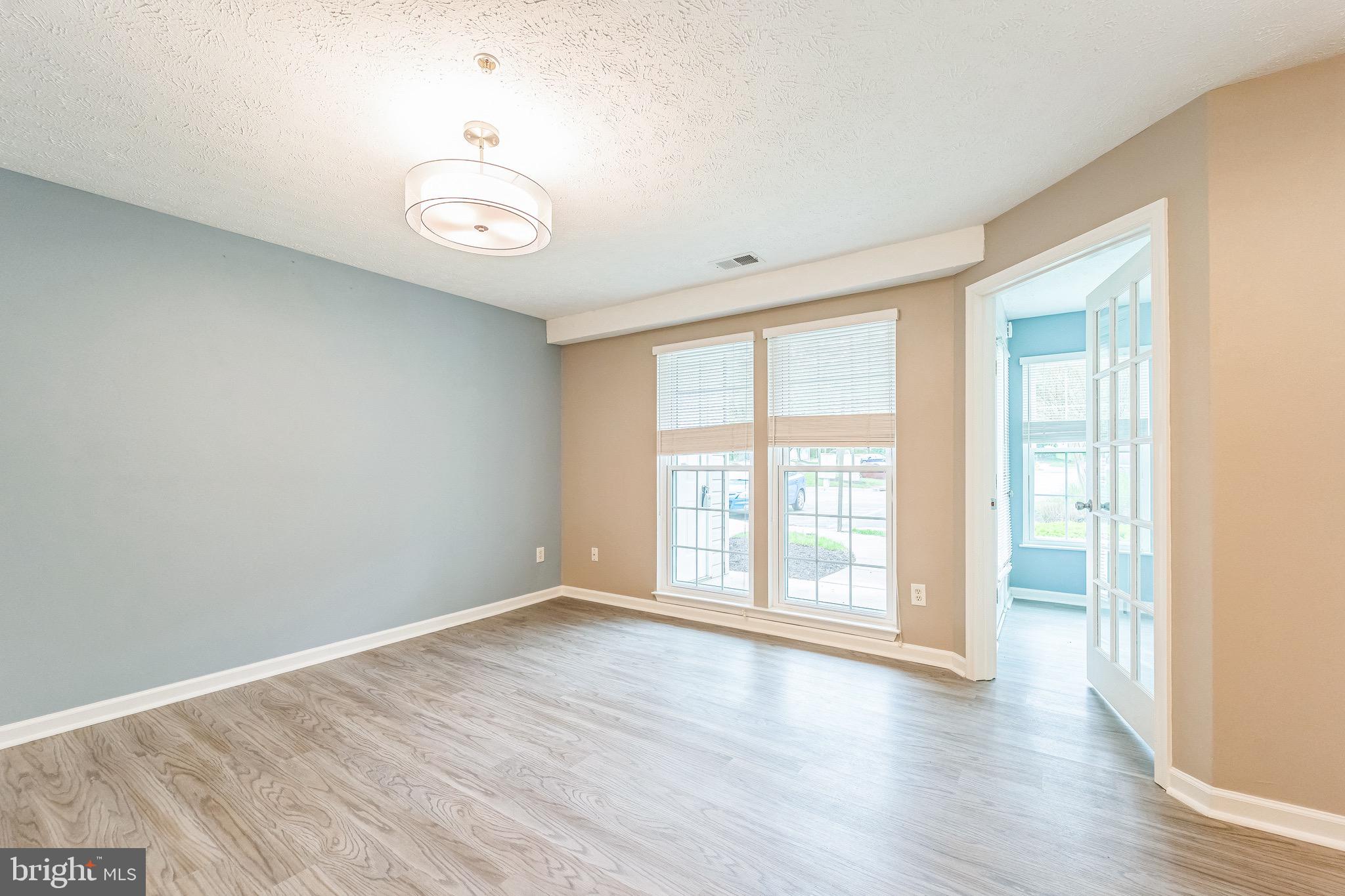 PINEY ORCHARD - Residential