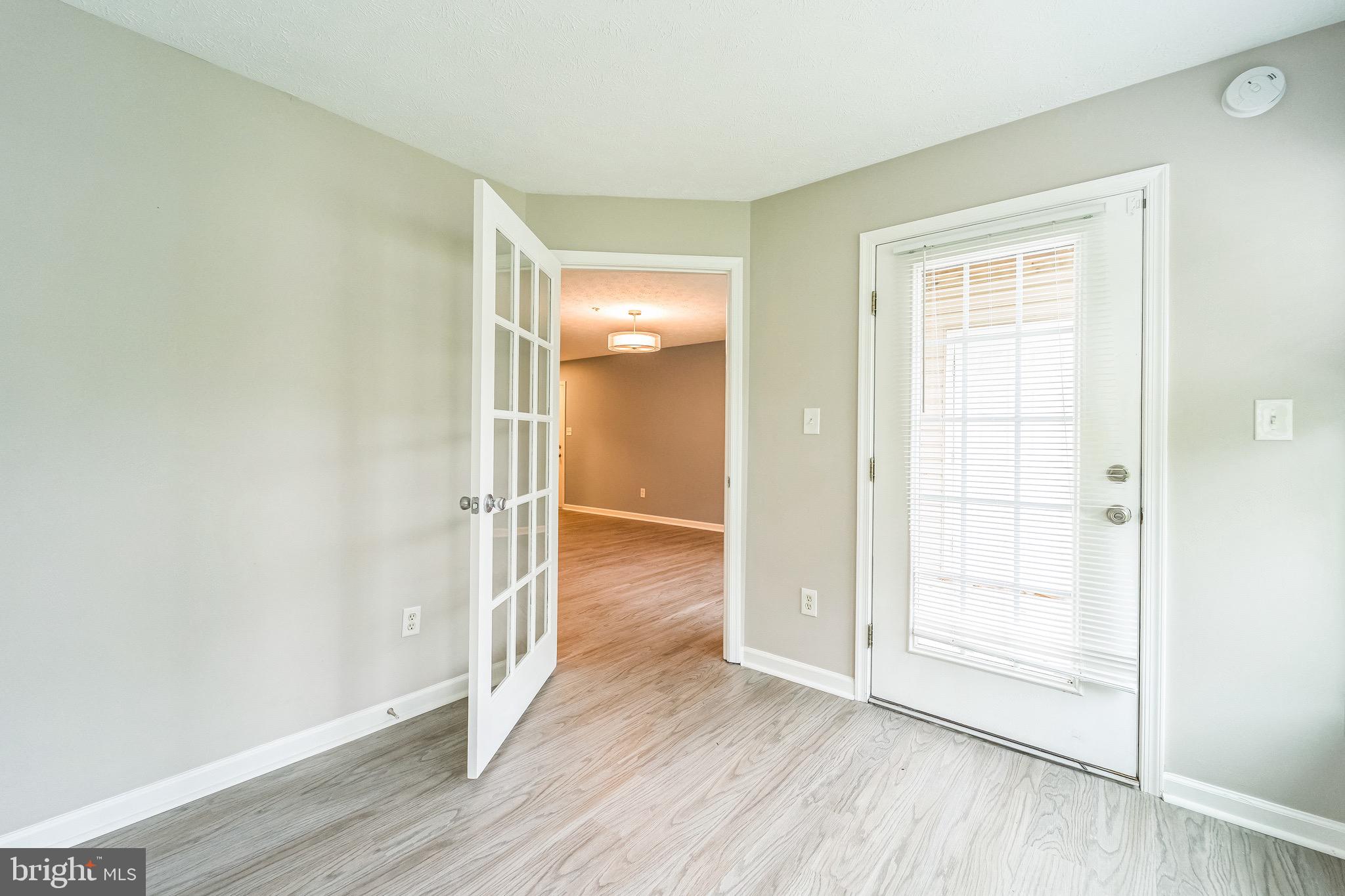 PINEY ORCHARD - Residential