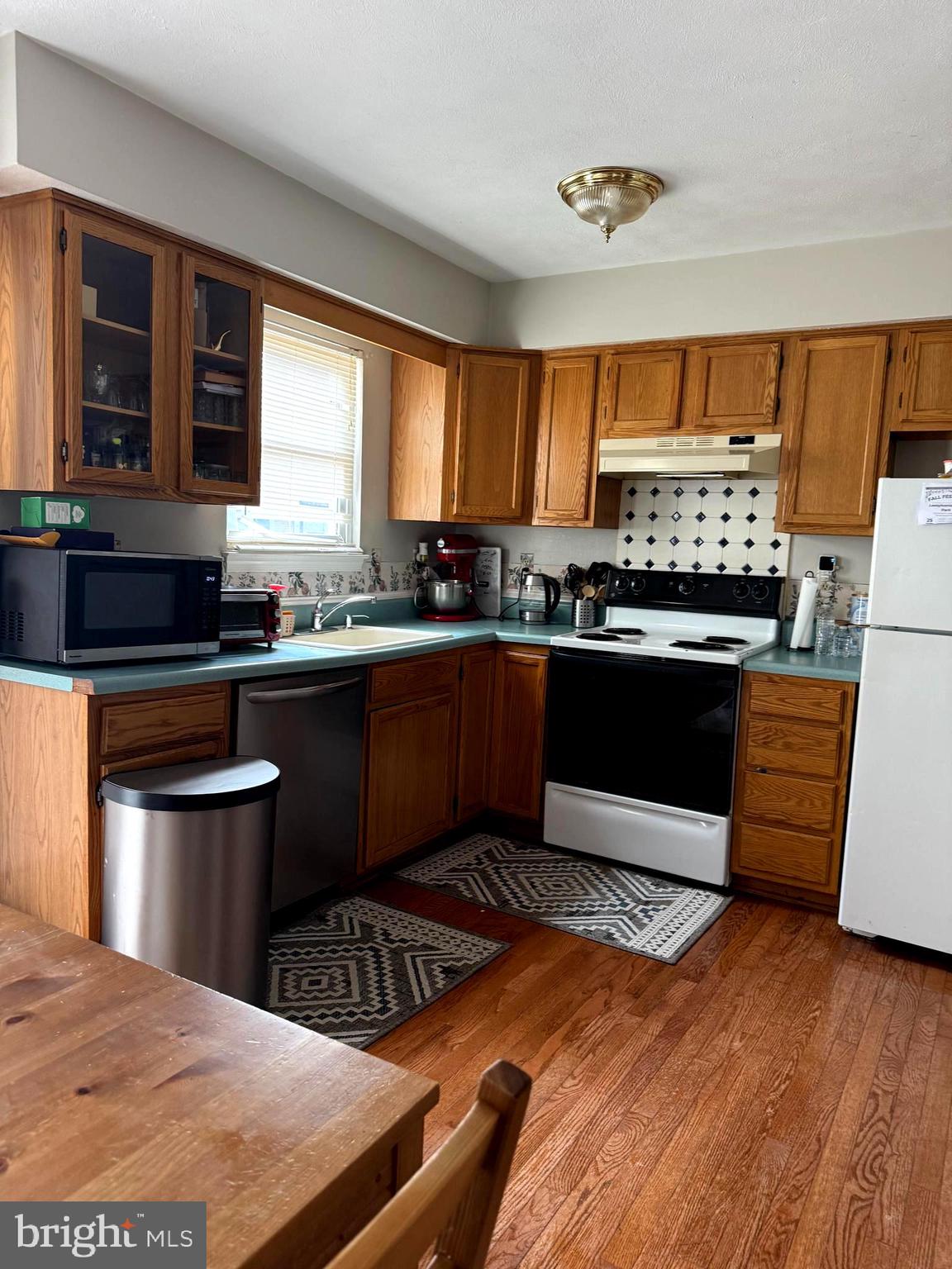 15219 VALLEY STREAM DRIVE