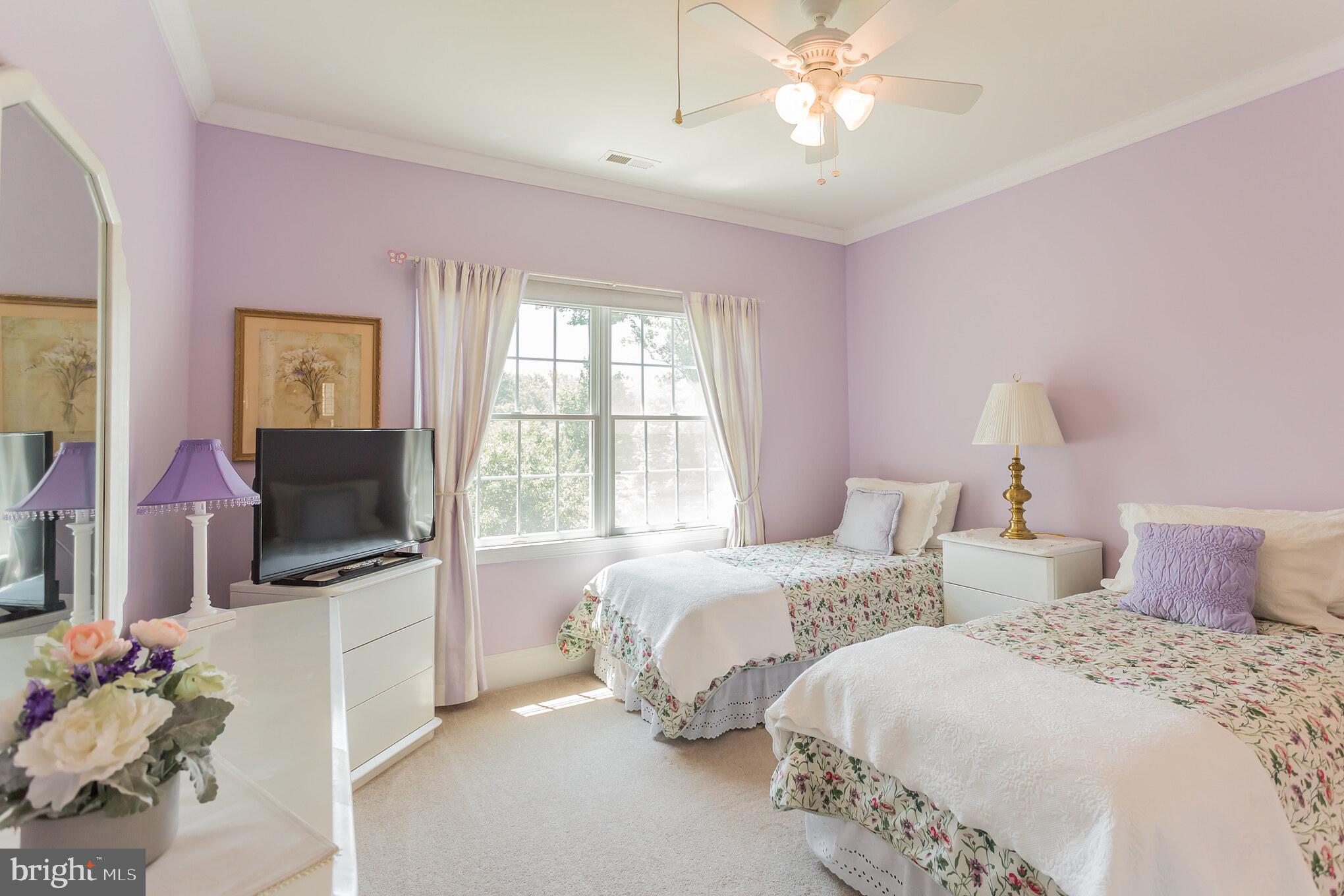 ESTS AT CHADDS FORD - Residential