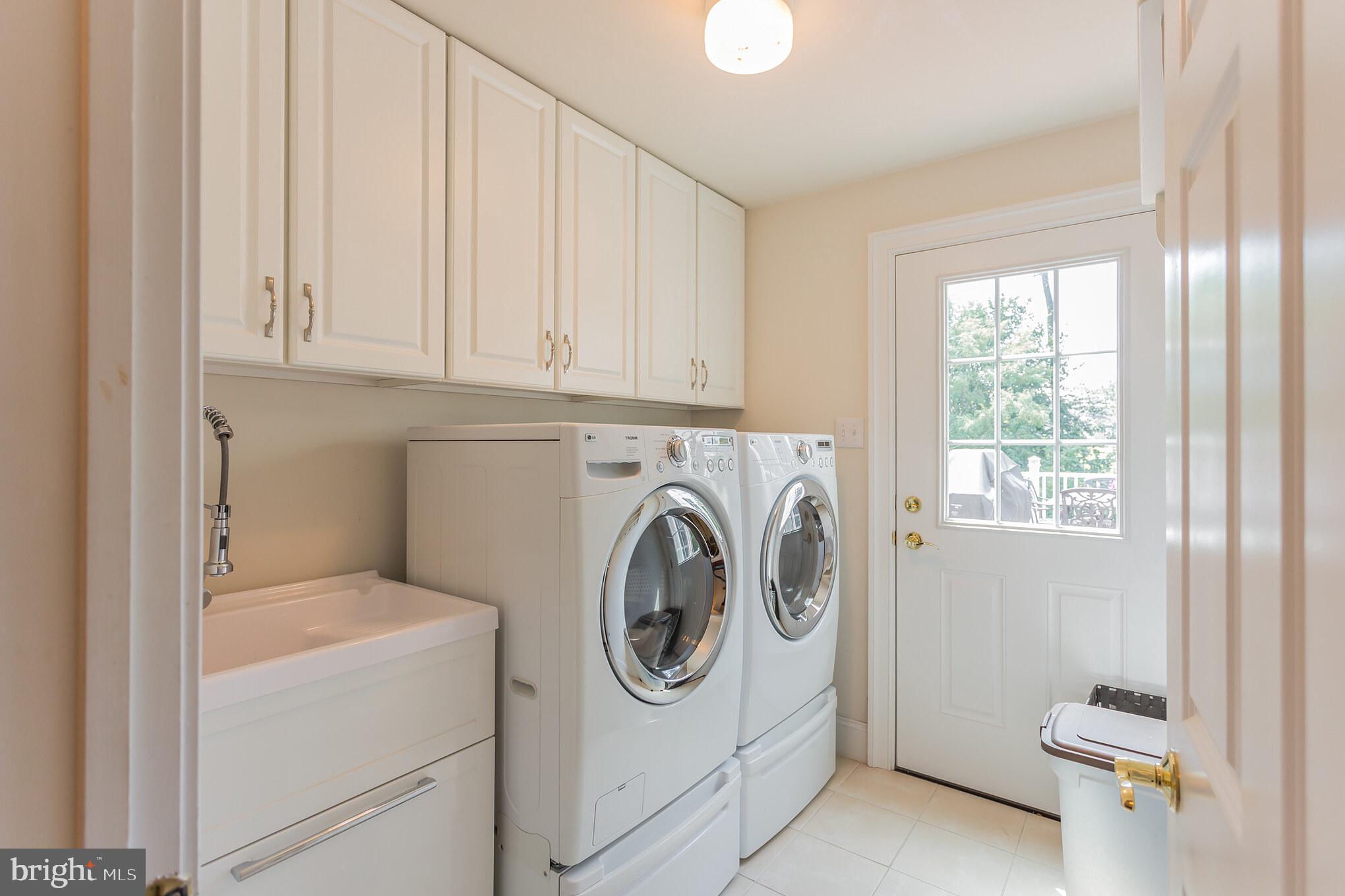 ESTS AT CHADDS FORD - Residential