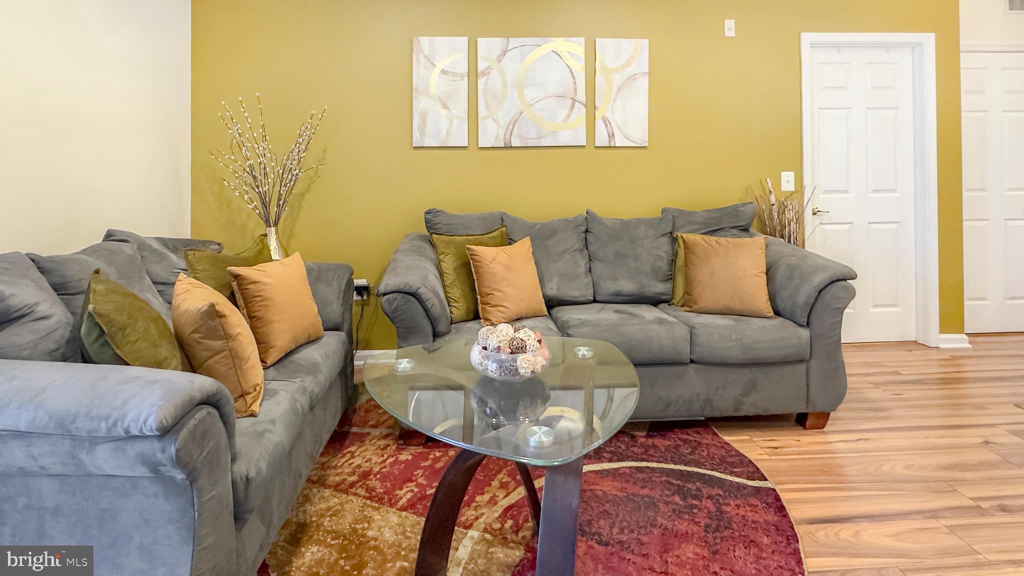 CAPITOL HEIGHTS - Residential