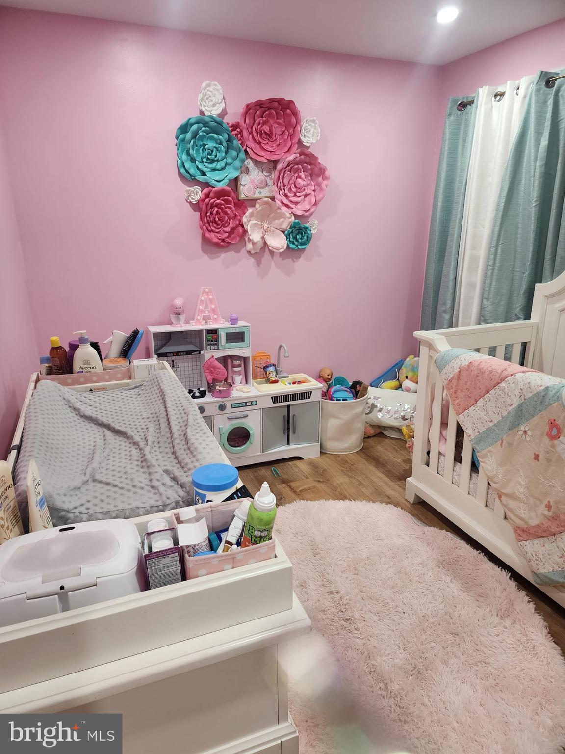 CHELTENHAM - Residential