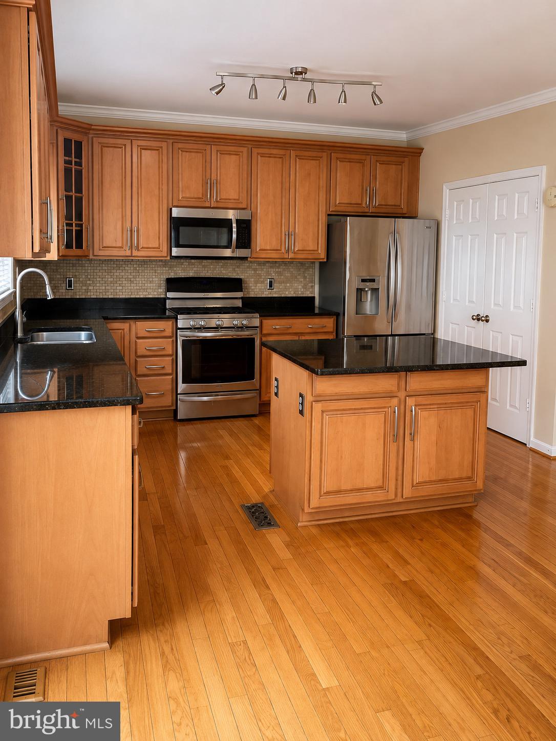 4658 BUCKHORN RIDGE
