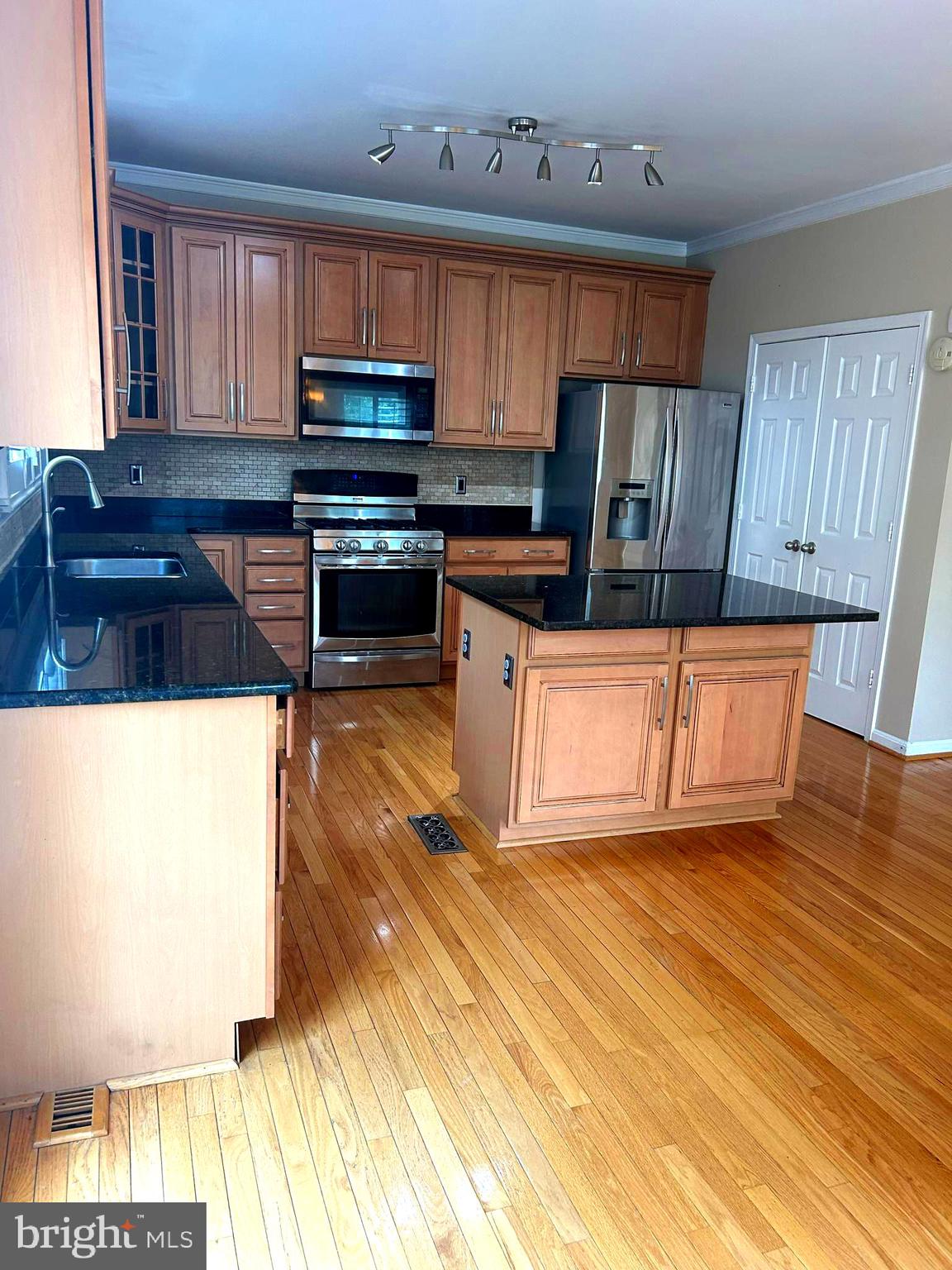 4658 BUCKHORN RIDGE
