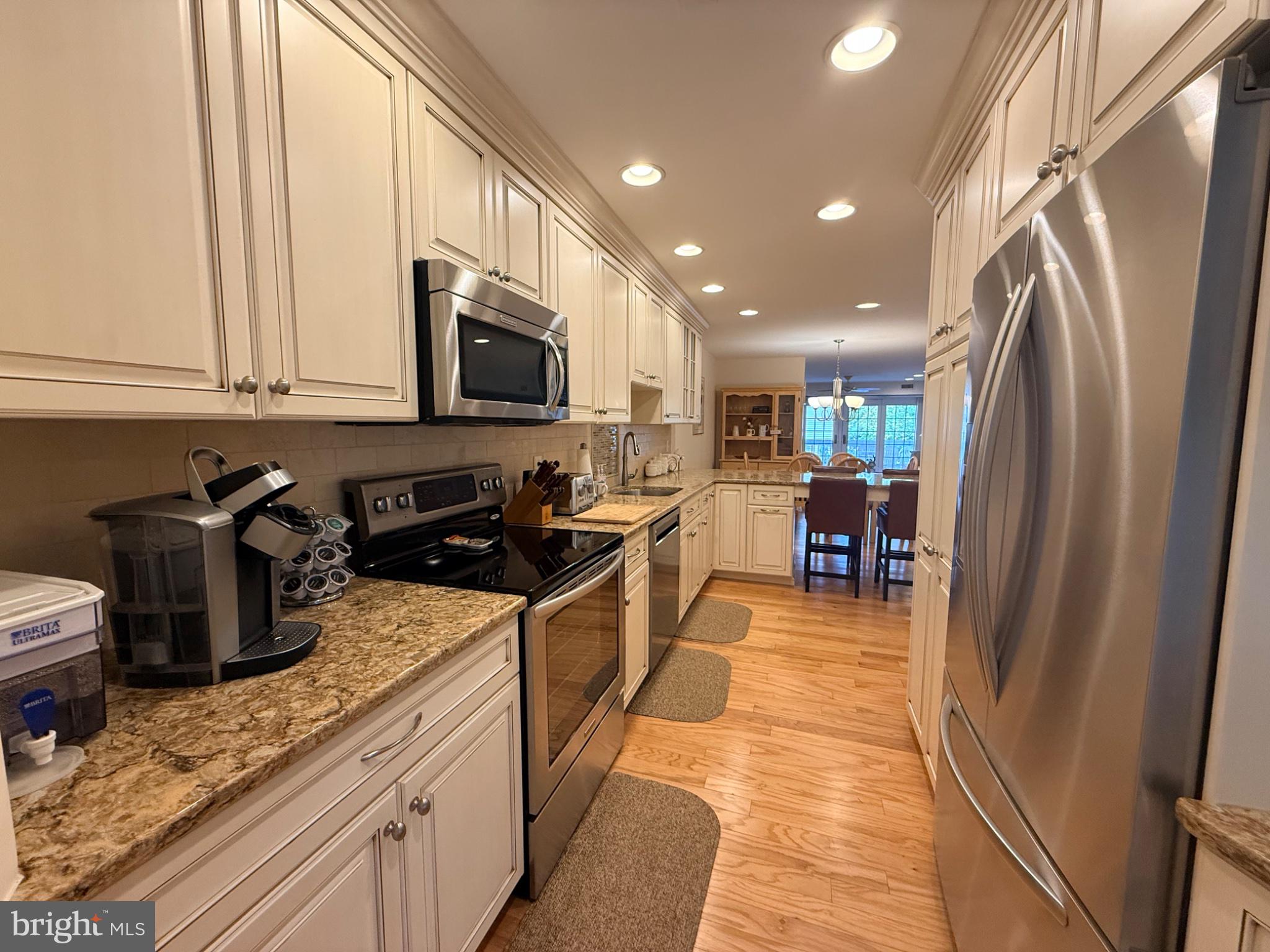 4800 HARBOR BEACH BOULEVARD 5102
