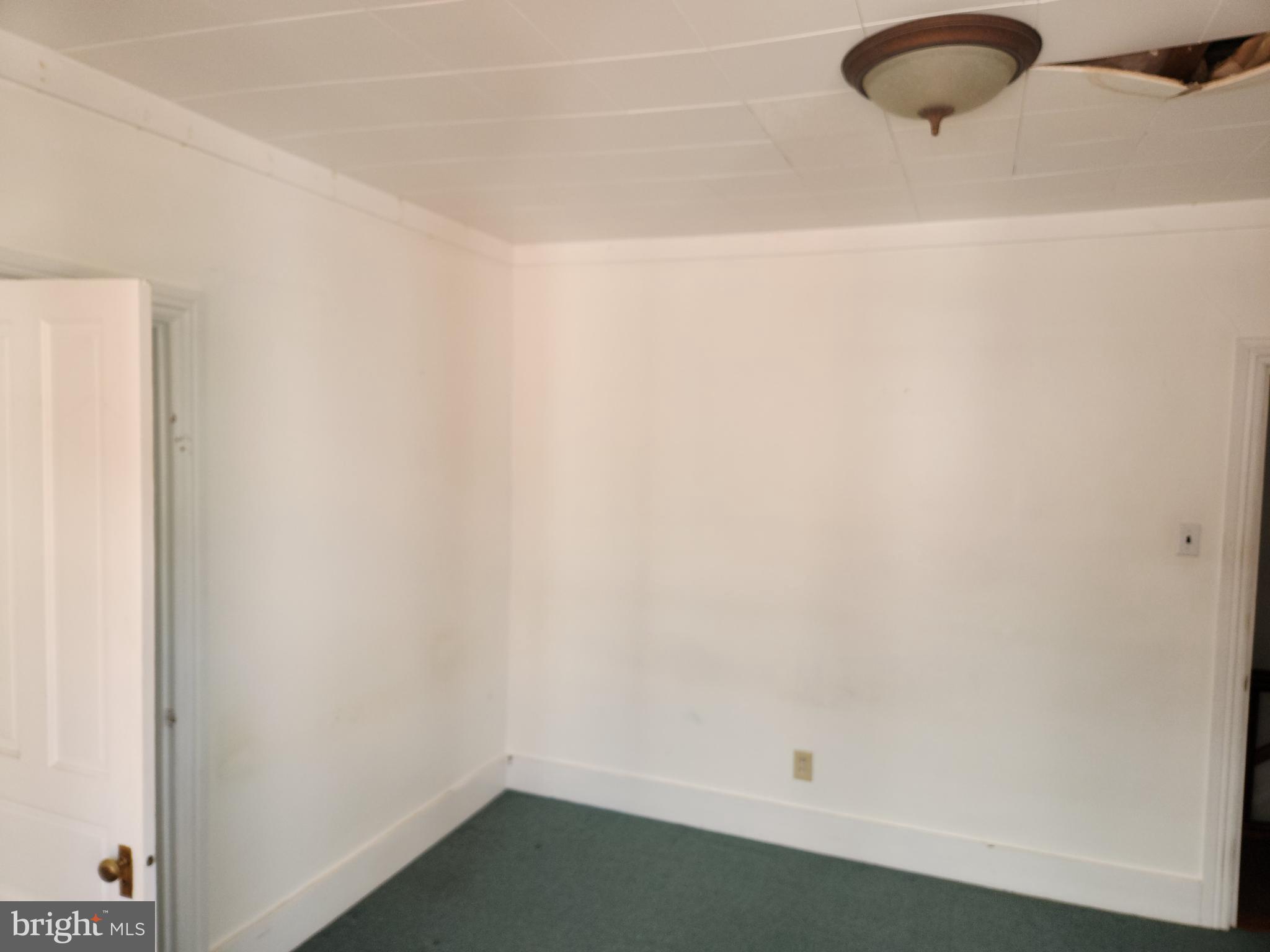 WEST HAGERSTOWN - Residential