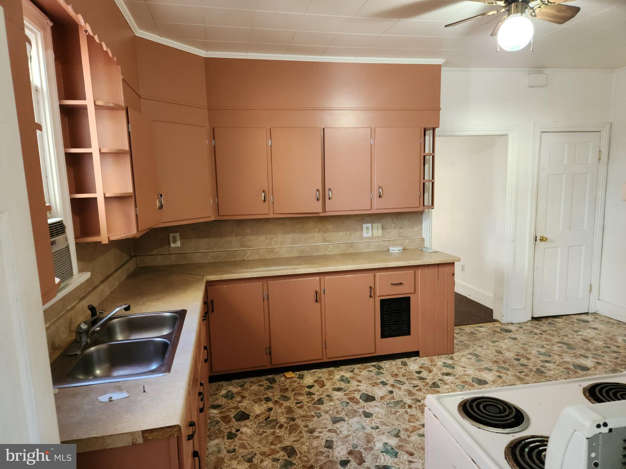 WEST HAGERSTOWN - Residential