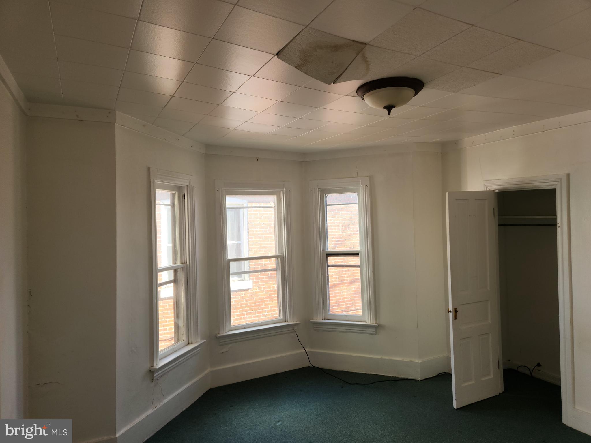 WEST HAGERSTOWN - Residential