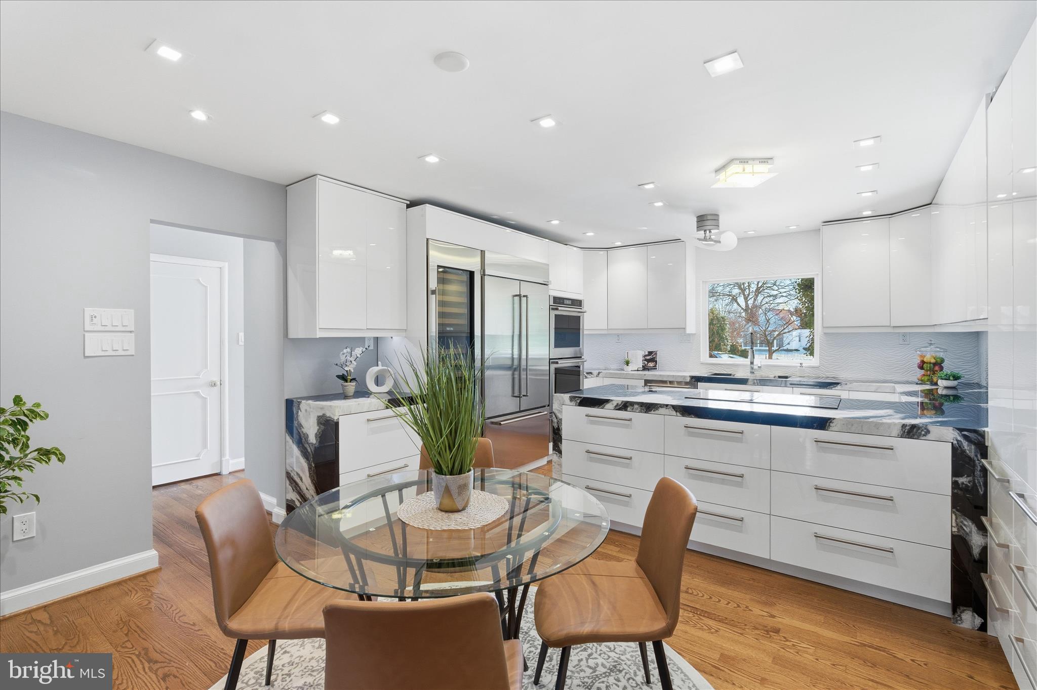 COURT DES MAISONS - Residential