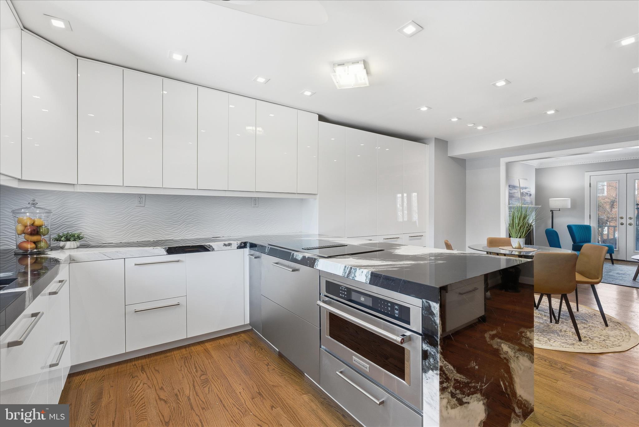 COURT DES MAISONS - Residential