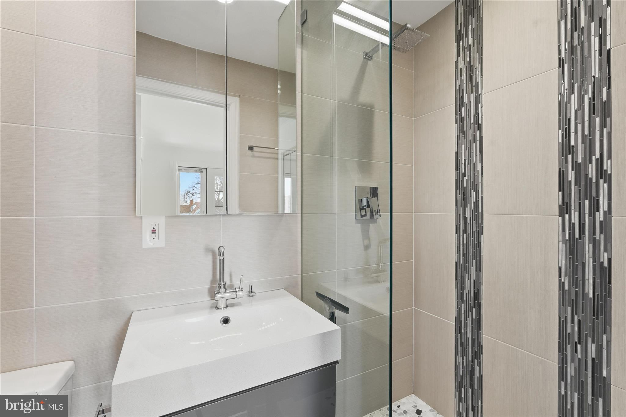 COURT DES MAISONS - Residential