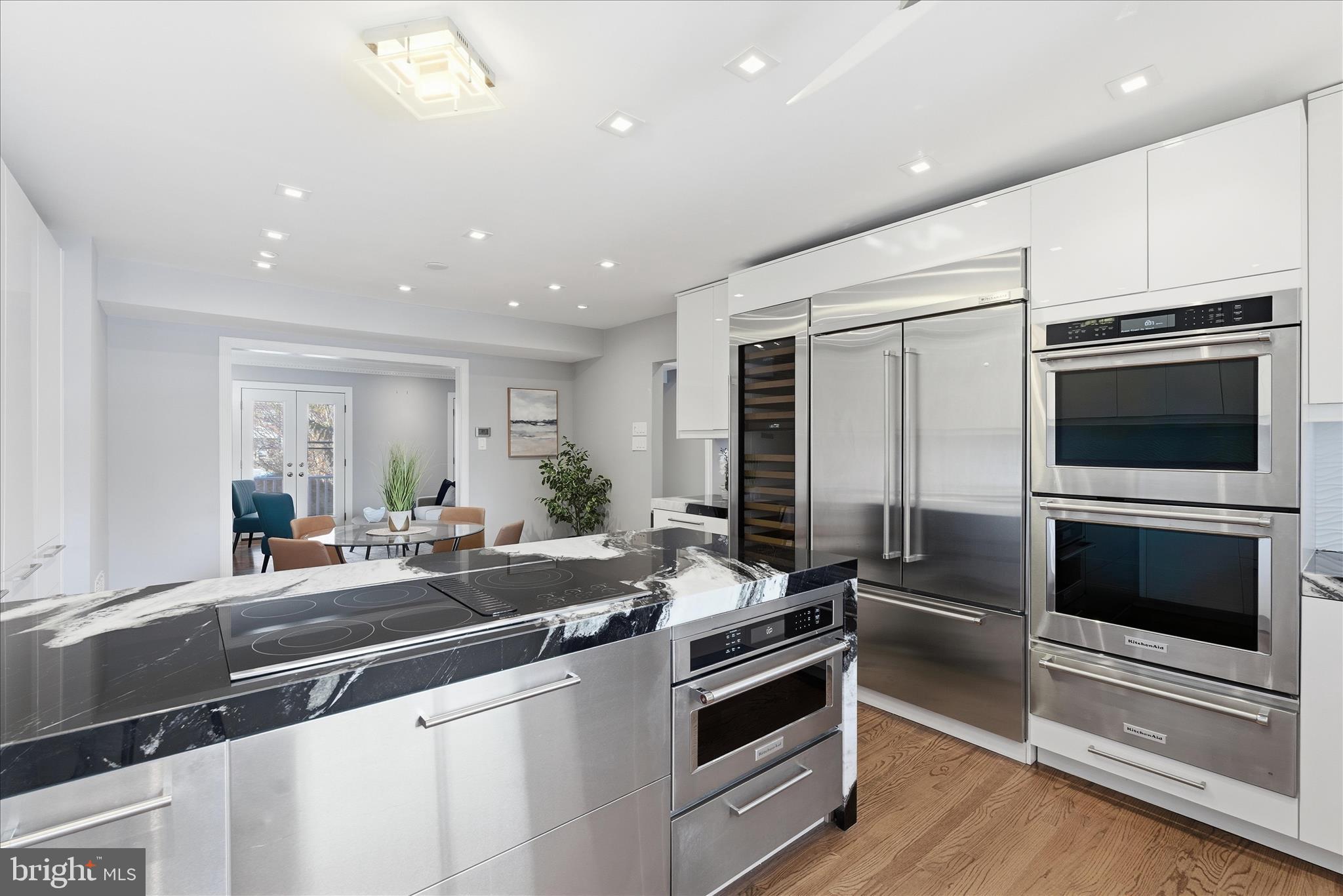 COURT DES MAISONS - Residential