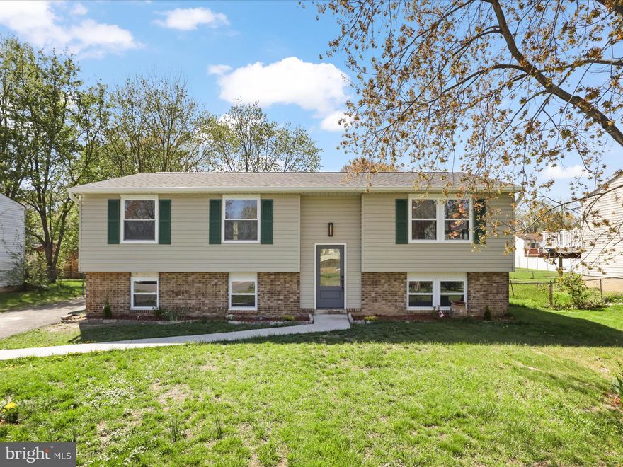 This beautifully renovated 5 bedroom and 3 full bathroom split-level single-family home offers an exceptional blend of modern upgrades. This home features new flooring throughout, custom paint that complements the space, and fully renovated bathrooms. The heart of the home, the kitchen, boasts custom cabinetry and sleek stainless steel appliances, perfect for both everyday living and entertaining. Sun room opens to the Deck and fenced backyard. This home is truly move-in ready and offers an abundance of space and potential. Additional photos showcasing the property will be available in the coming week. Don’t miss the chance to experience all that this home has to offer!