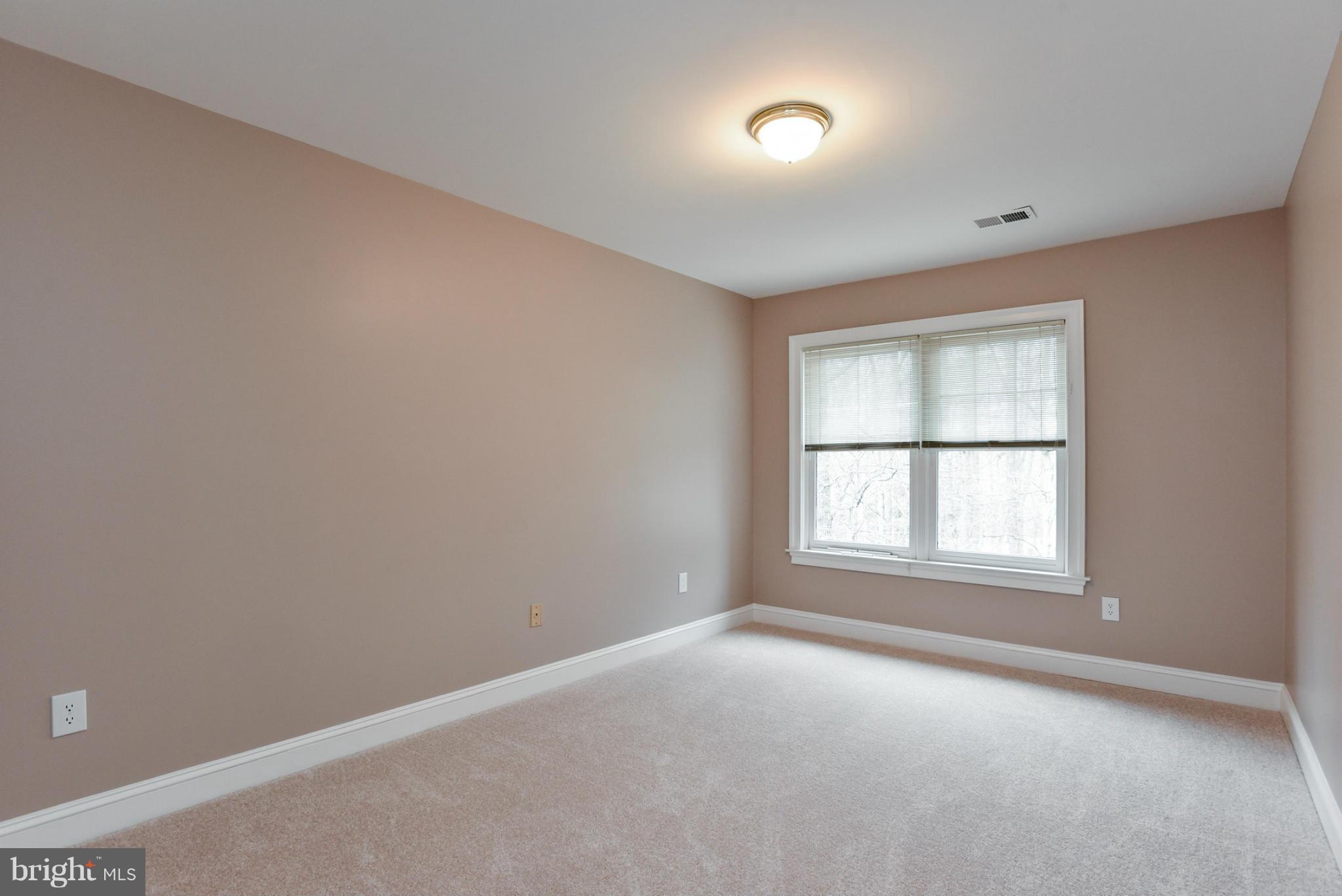 STILL OAKS - Residential