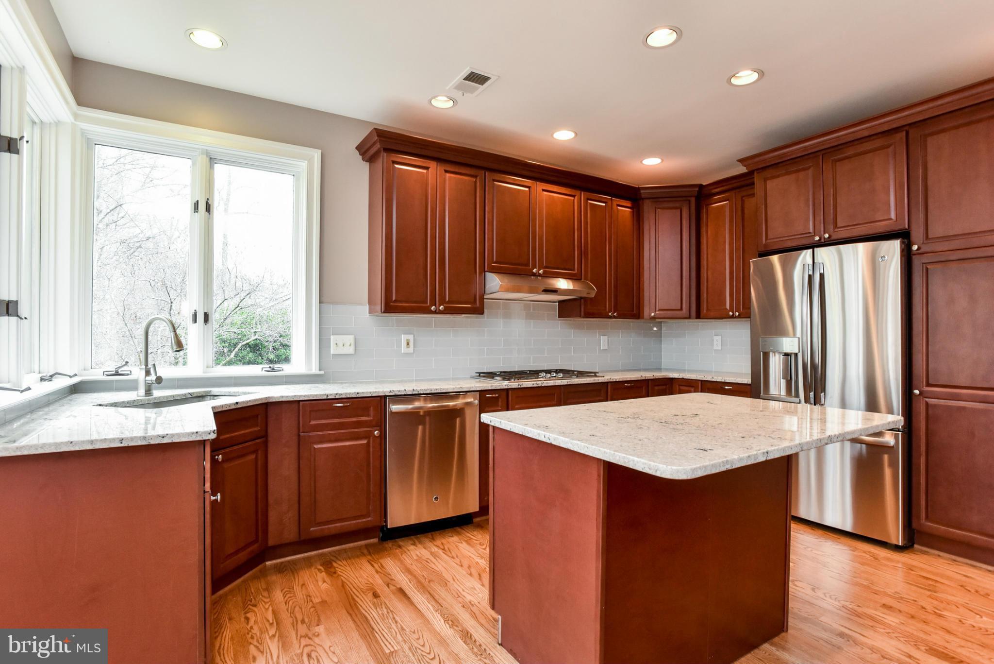 STILL OAKS - Residential