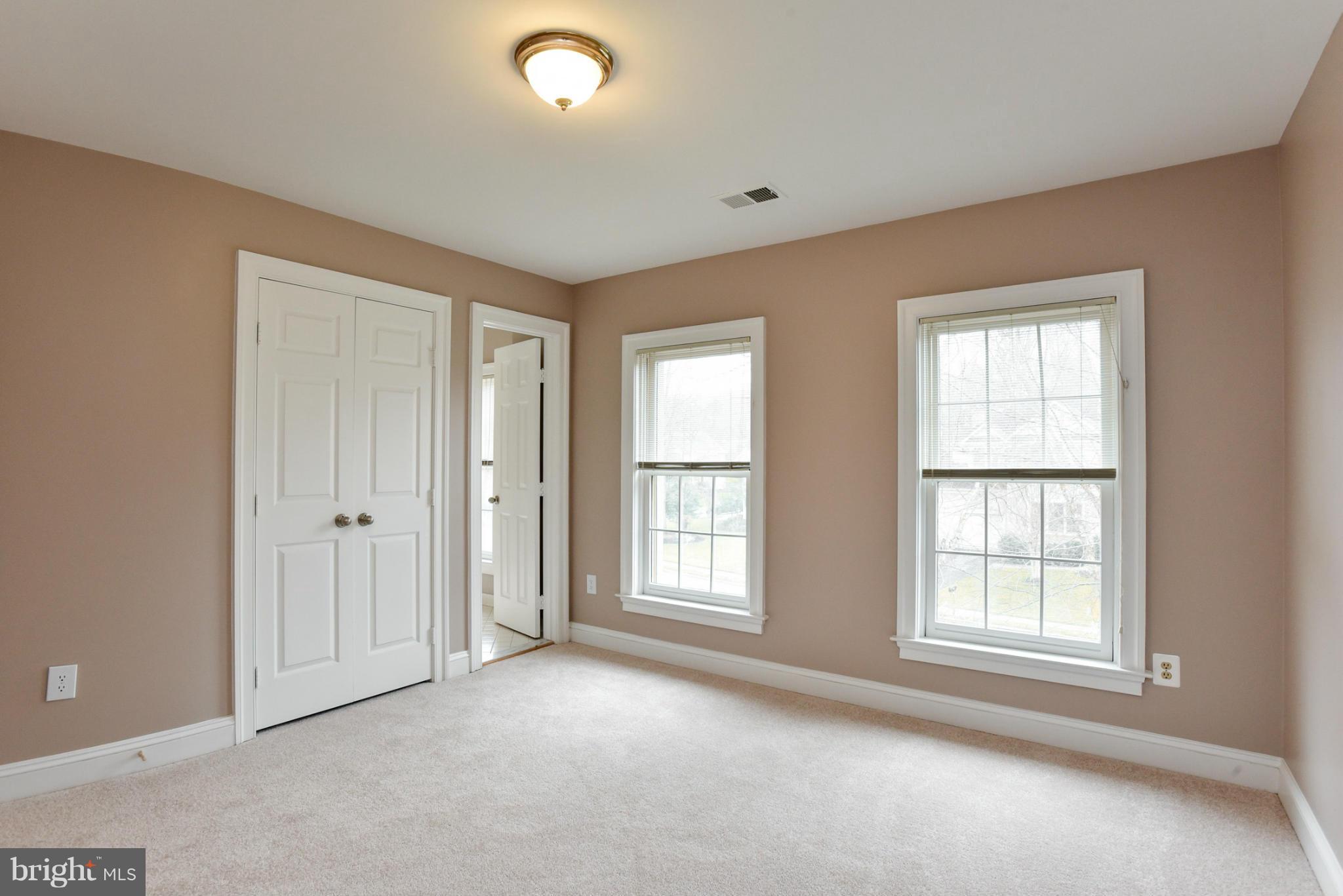 STILL OAKS - Residential