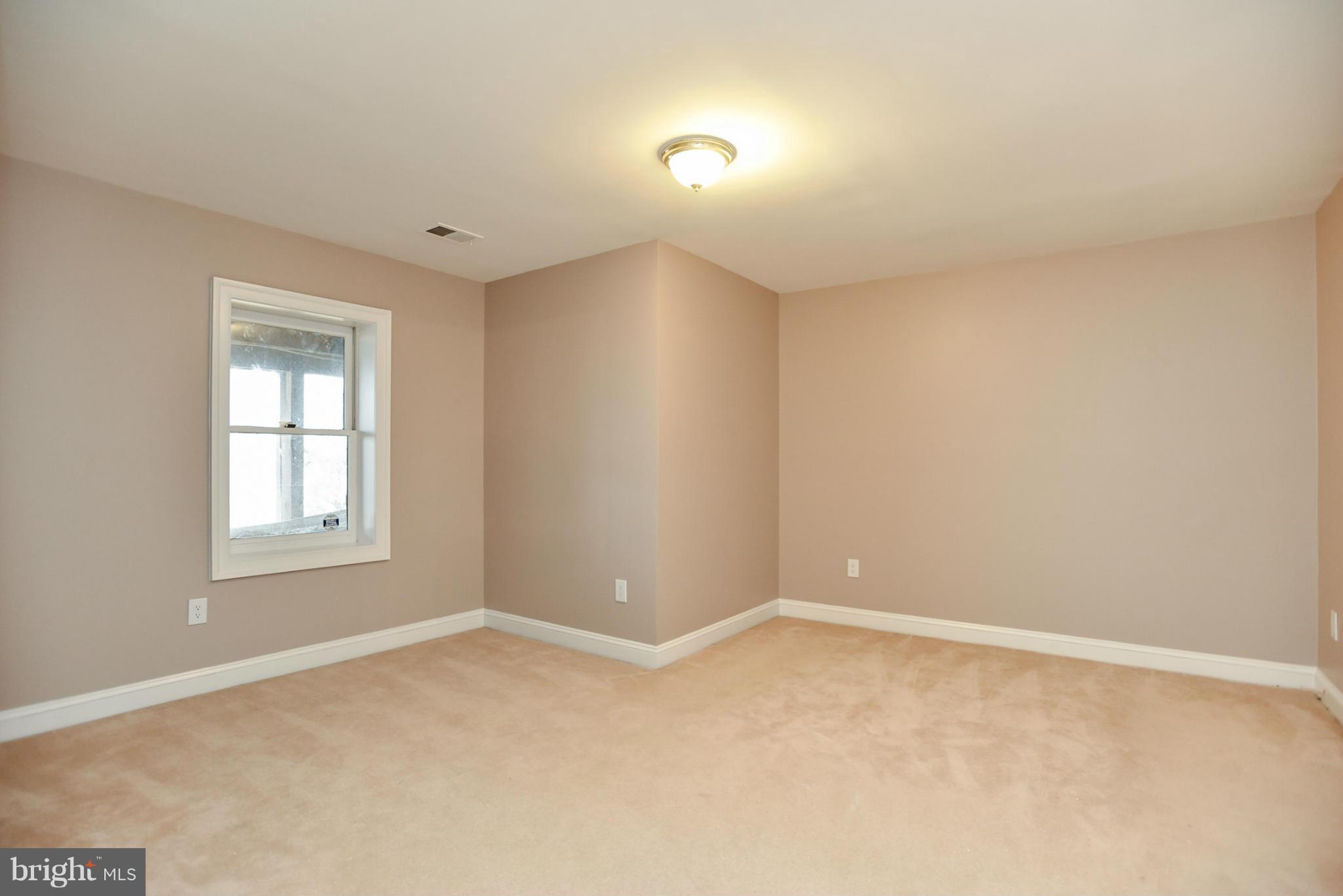 STILL OAKS - Residential