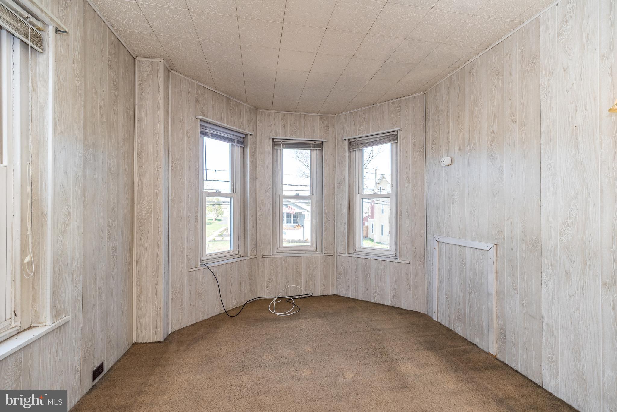 ALPINE VIL - Residential