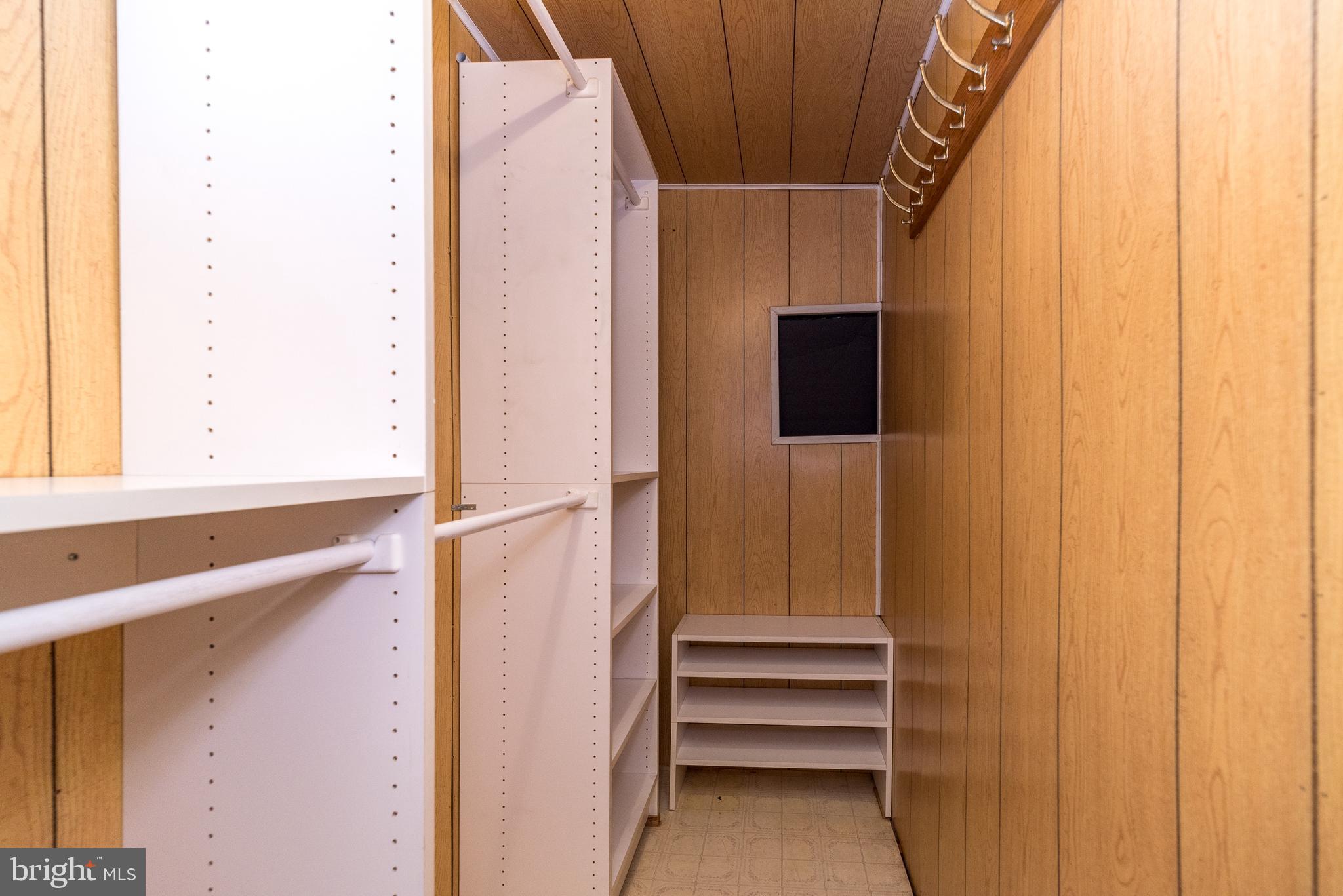 ALPINE VIL - Residential