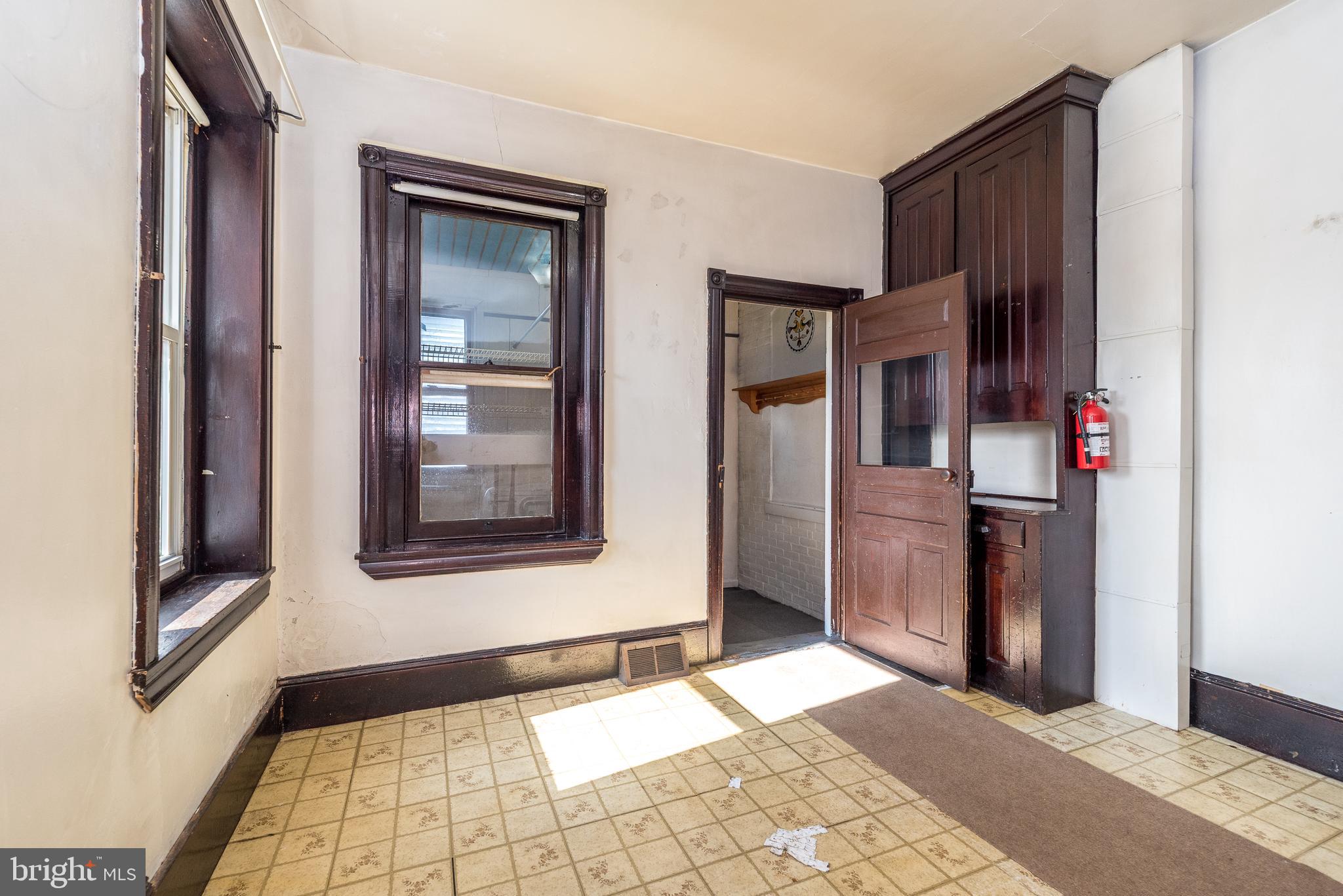 ALPINE VIL - Residential