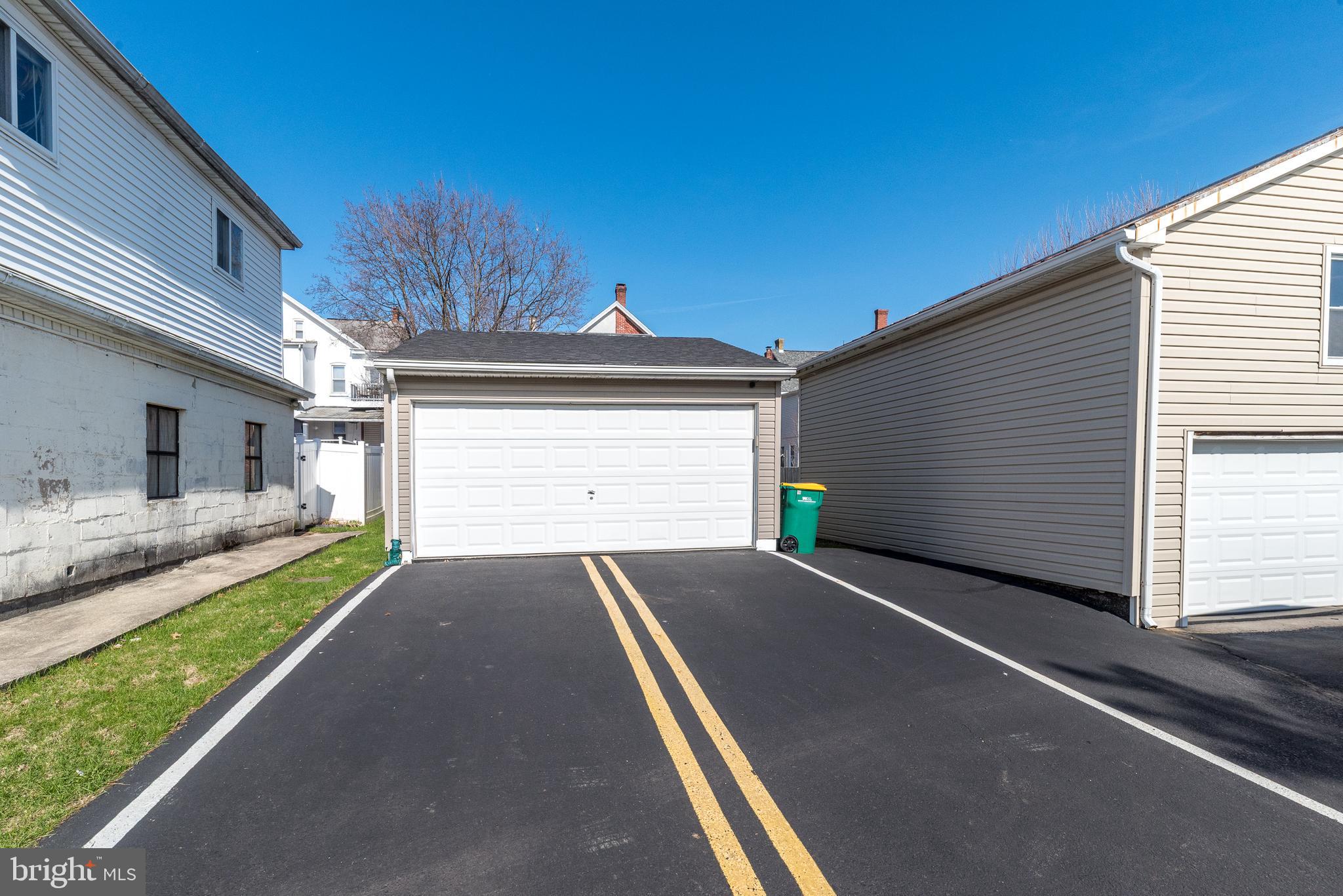 ALPINE VIL - Residential