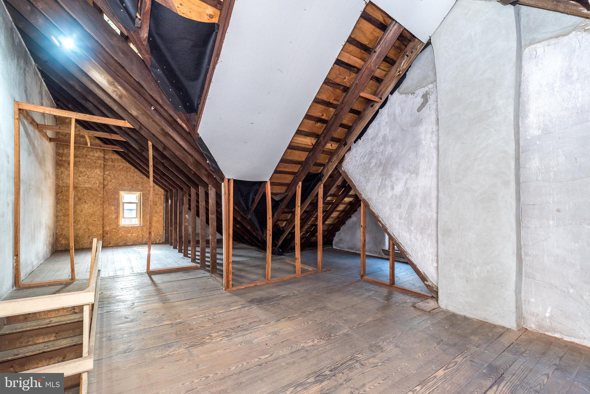 ALPINE VIL - Residential