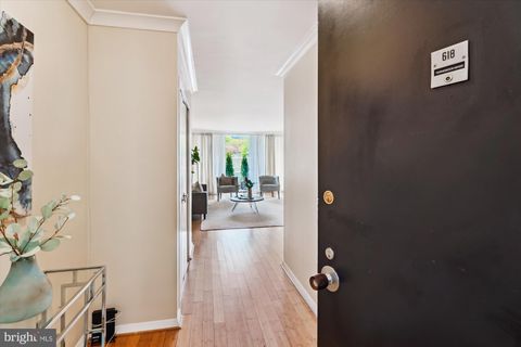 3001 VEAZEY TERRACE NW 618 WASHINGTON DC 20008