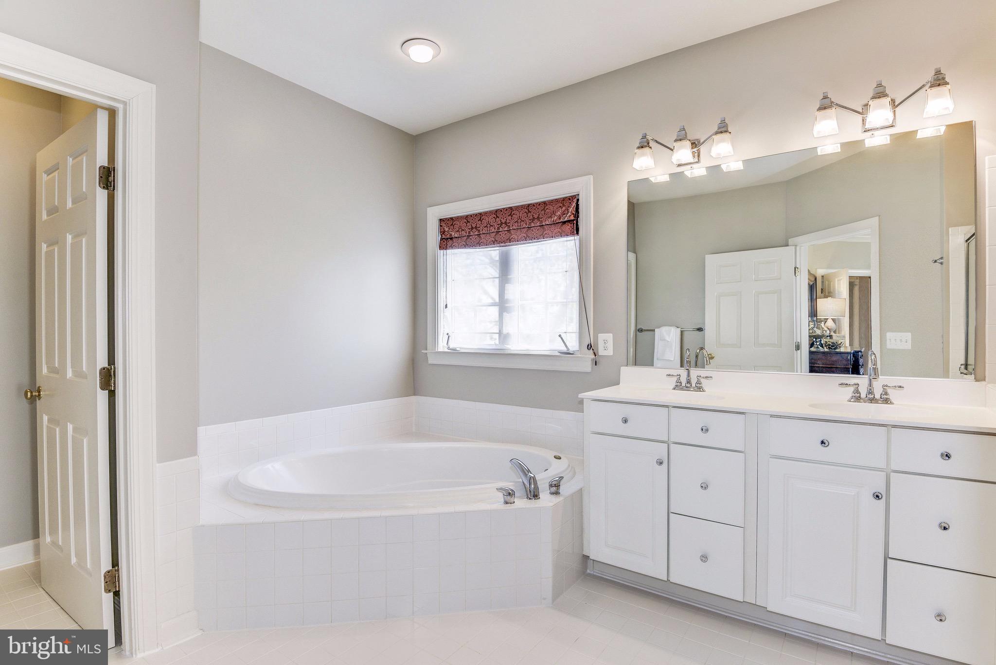 BELMONT GREENE - Residential