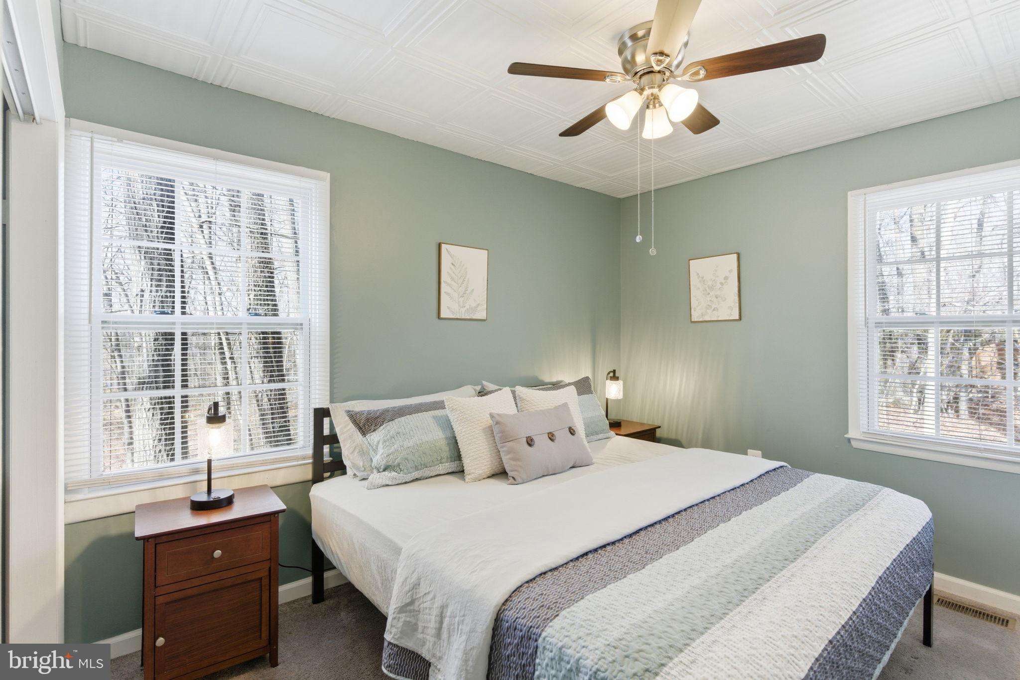 KEYES FERRY ACRES - Residential