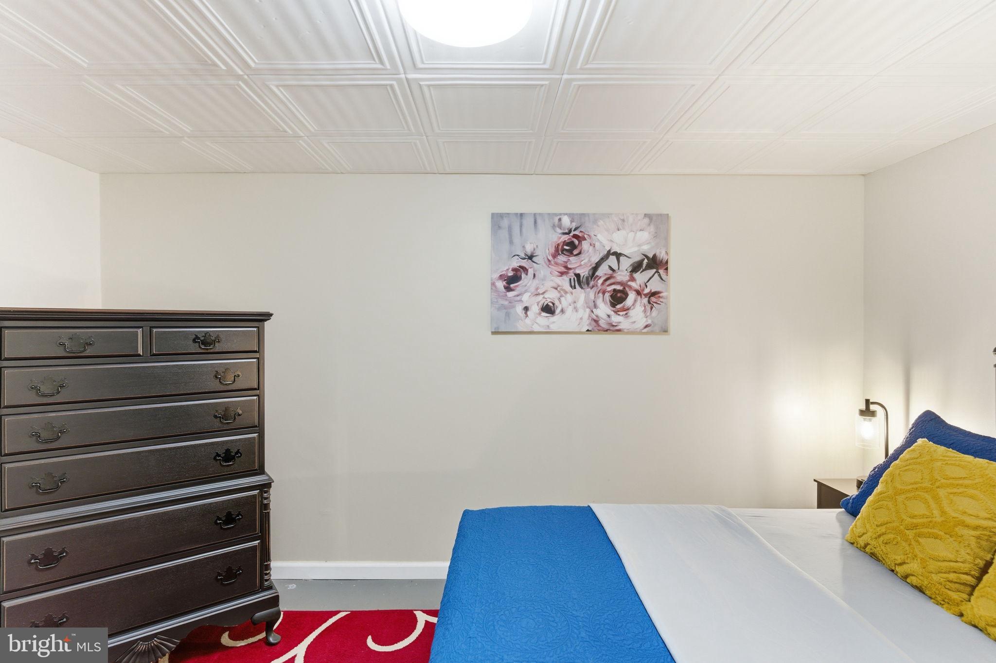 KEYES FERRY ACRES - Residential