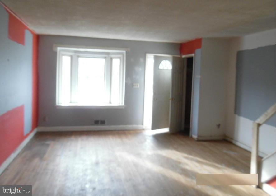 MIDDLESEX - Residential