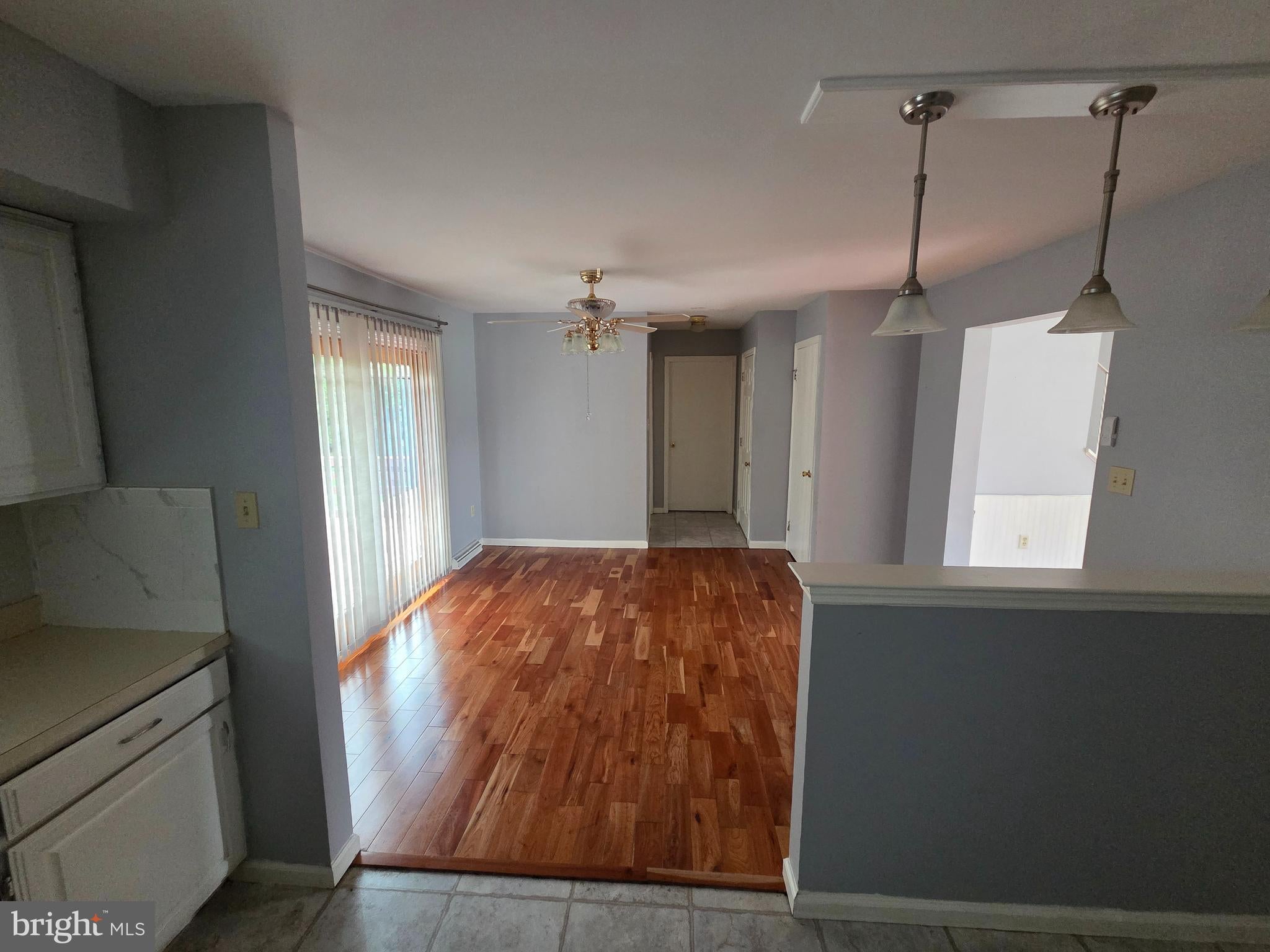 945 TIMBER LANE
