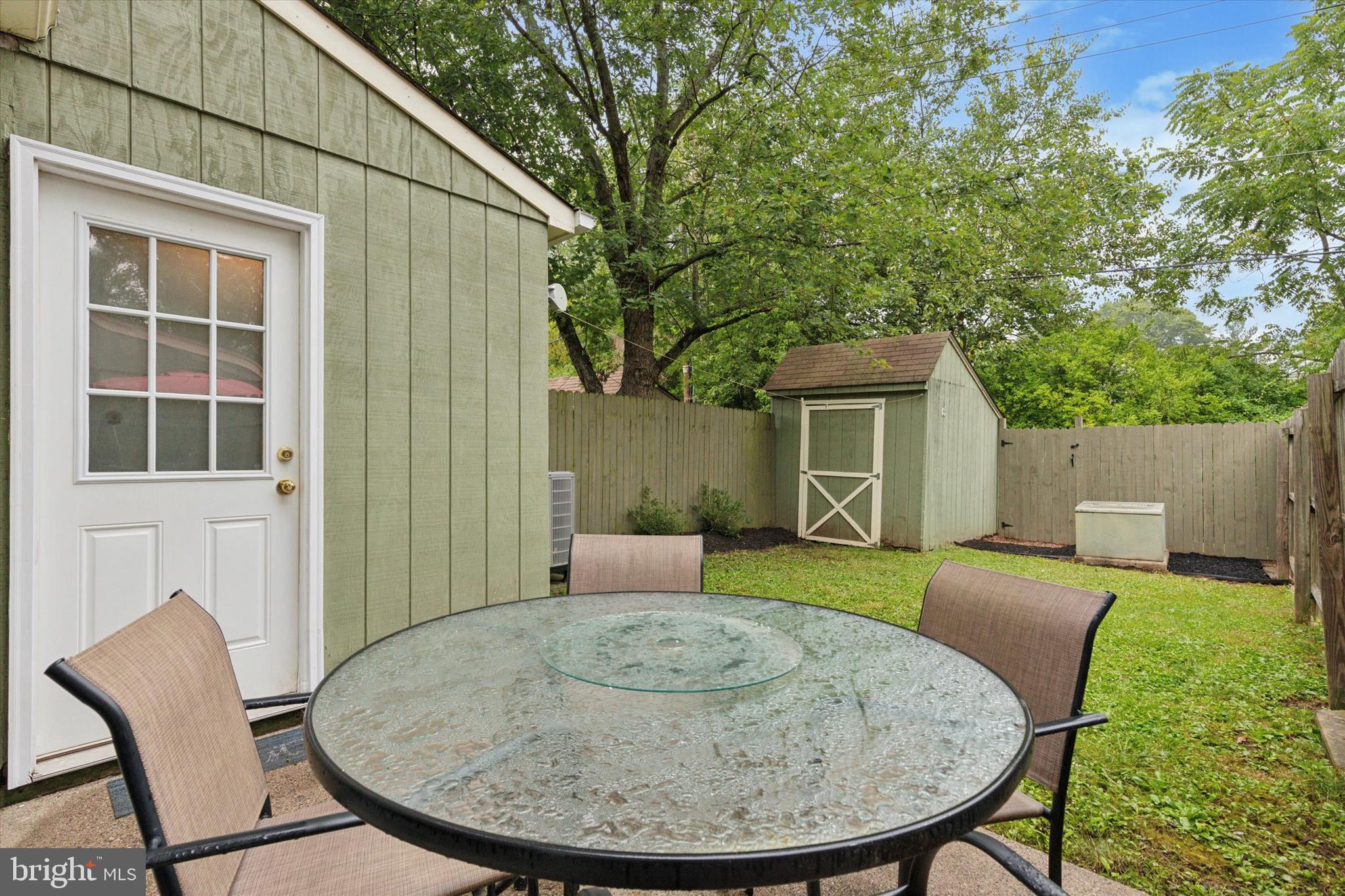 STONEGATE VILLAGE - Residential