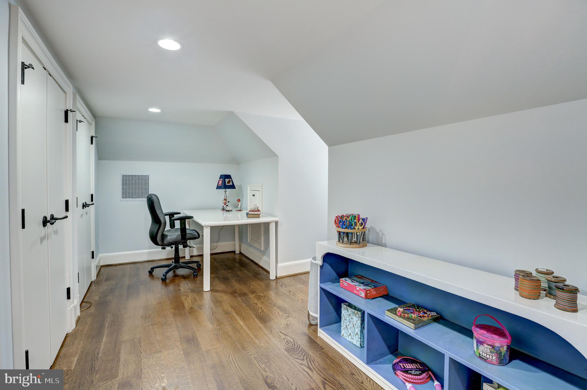 DARNESTOWN - Residential