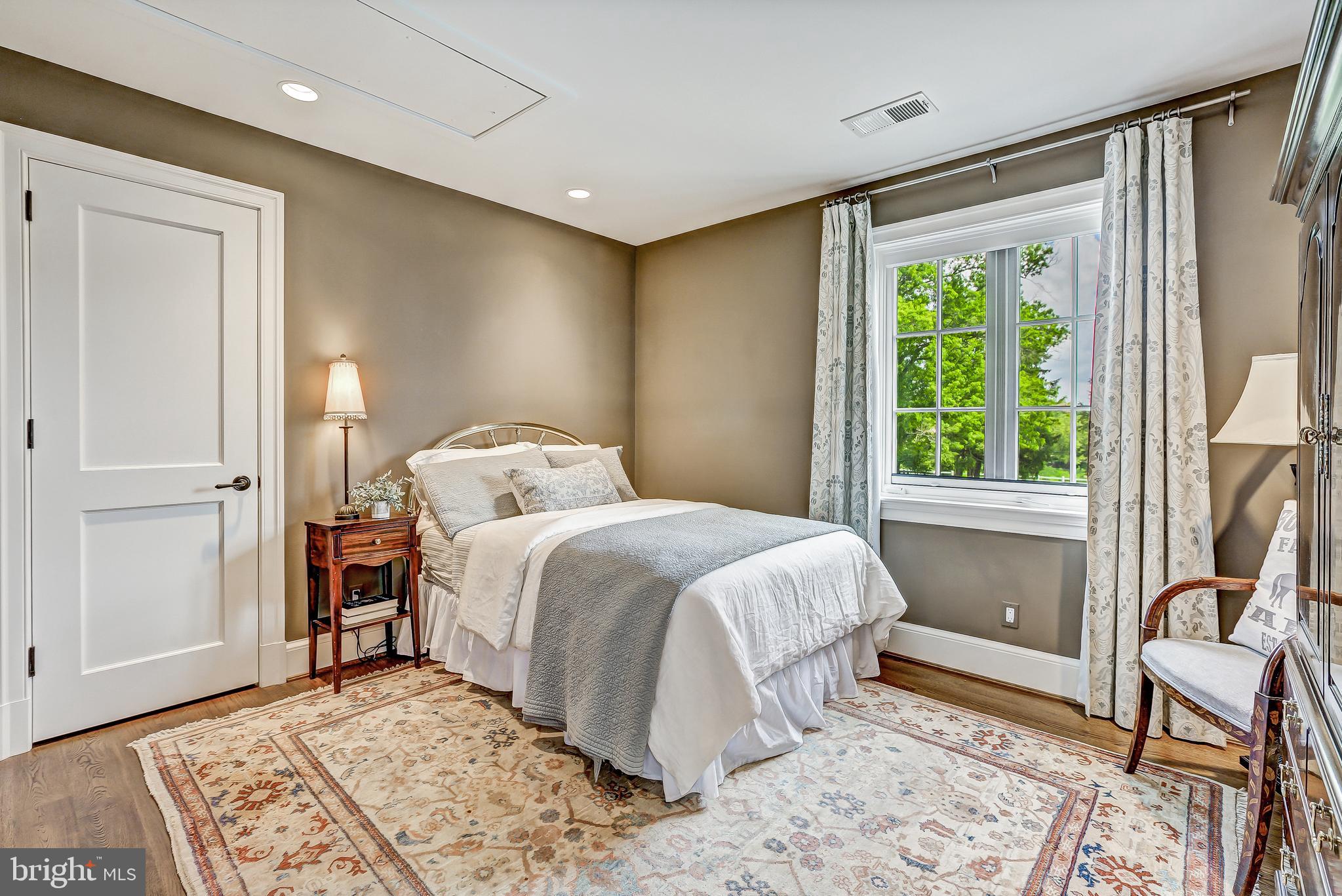 DARNESTOWN - Residential