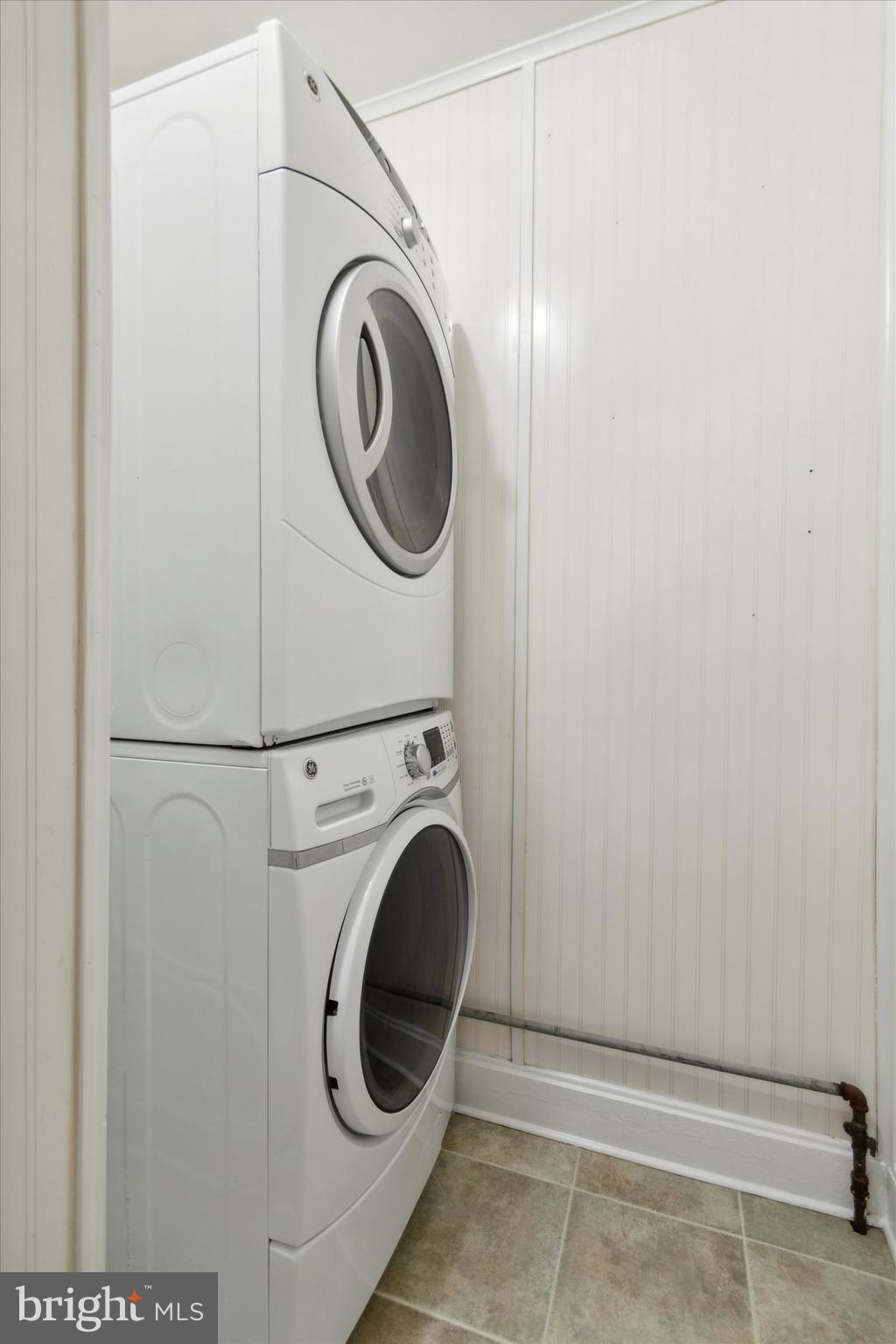 PASSYUNK SQUARE - Residential Lease