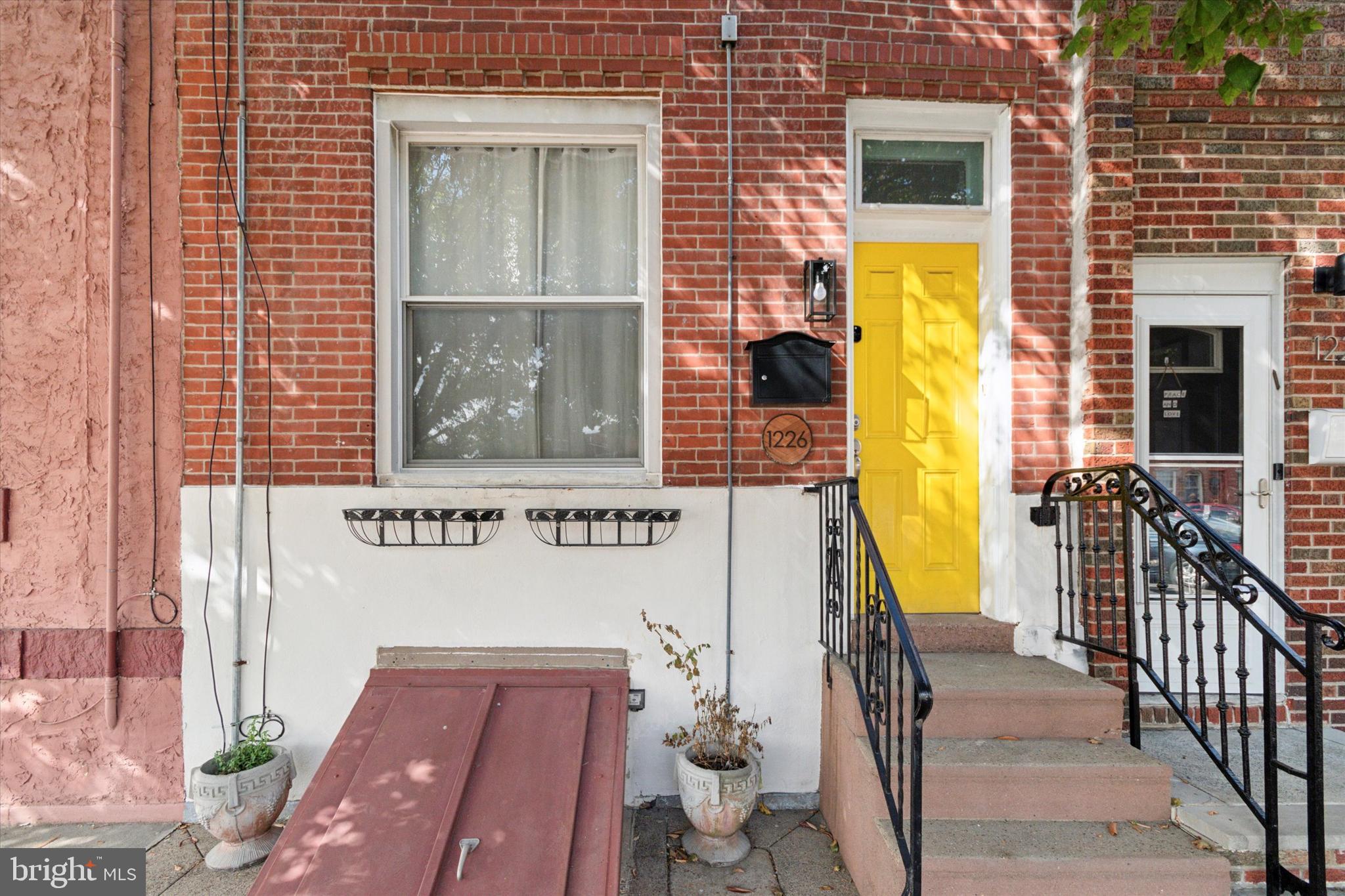 PASSYUNK SQUARE - Residential Lease