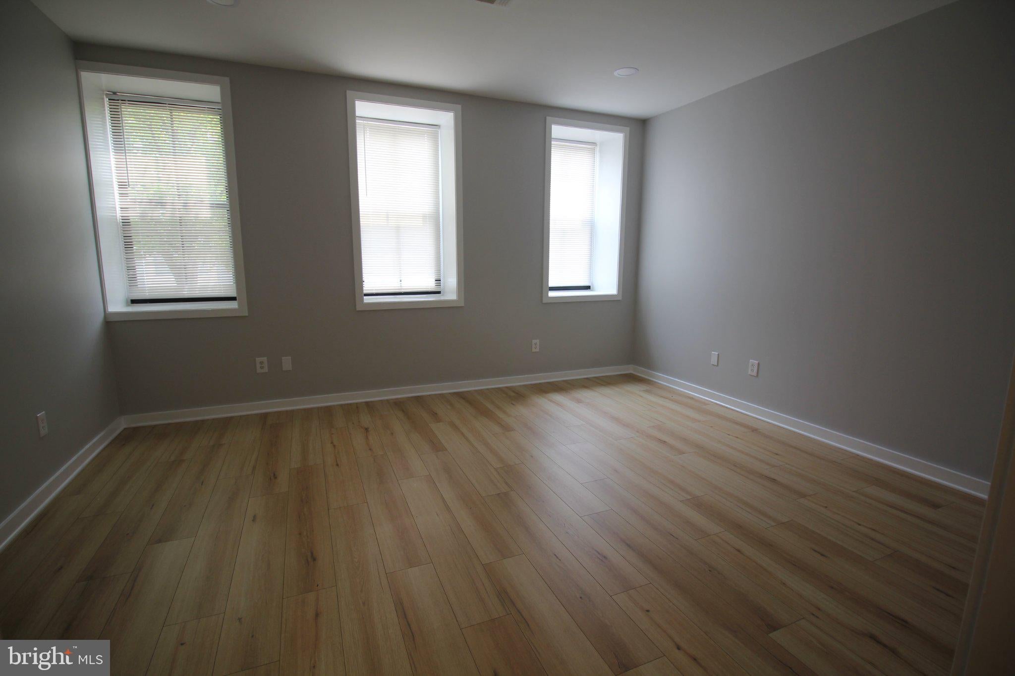 20 SWAN STREET A15