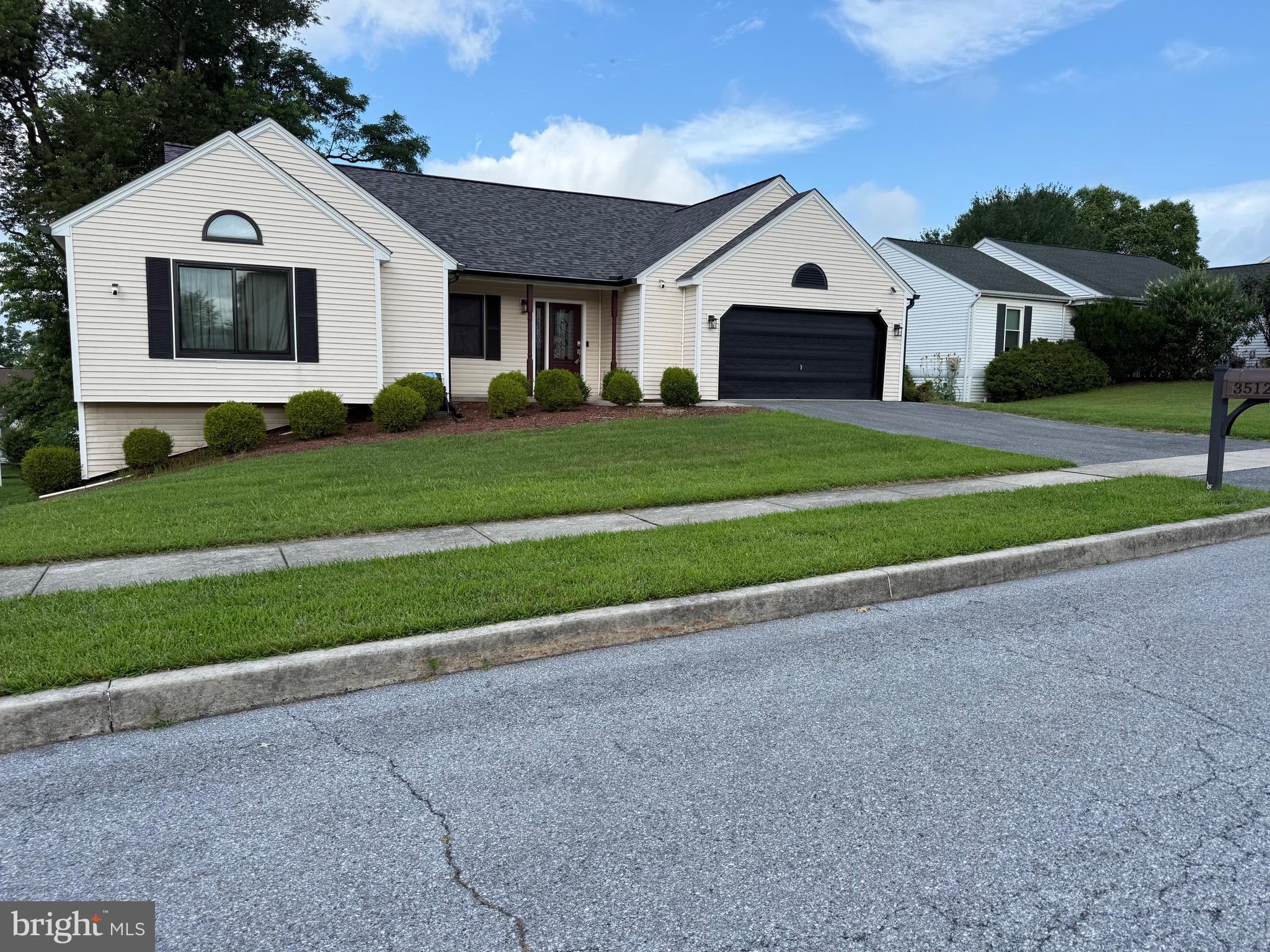 OLYMPUS HEIGHTS - Residential