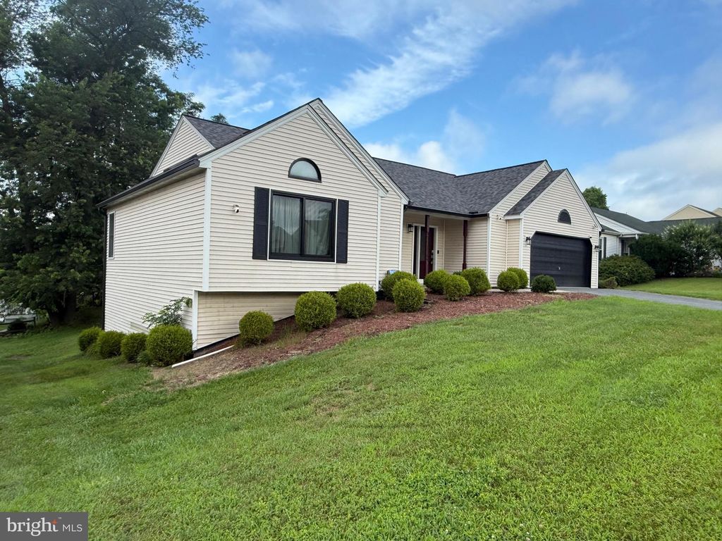 Photo of 3512 Athena Avenue, HARRISBURG, PA 17110 (MLS # PADA2056520)