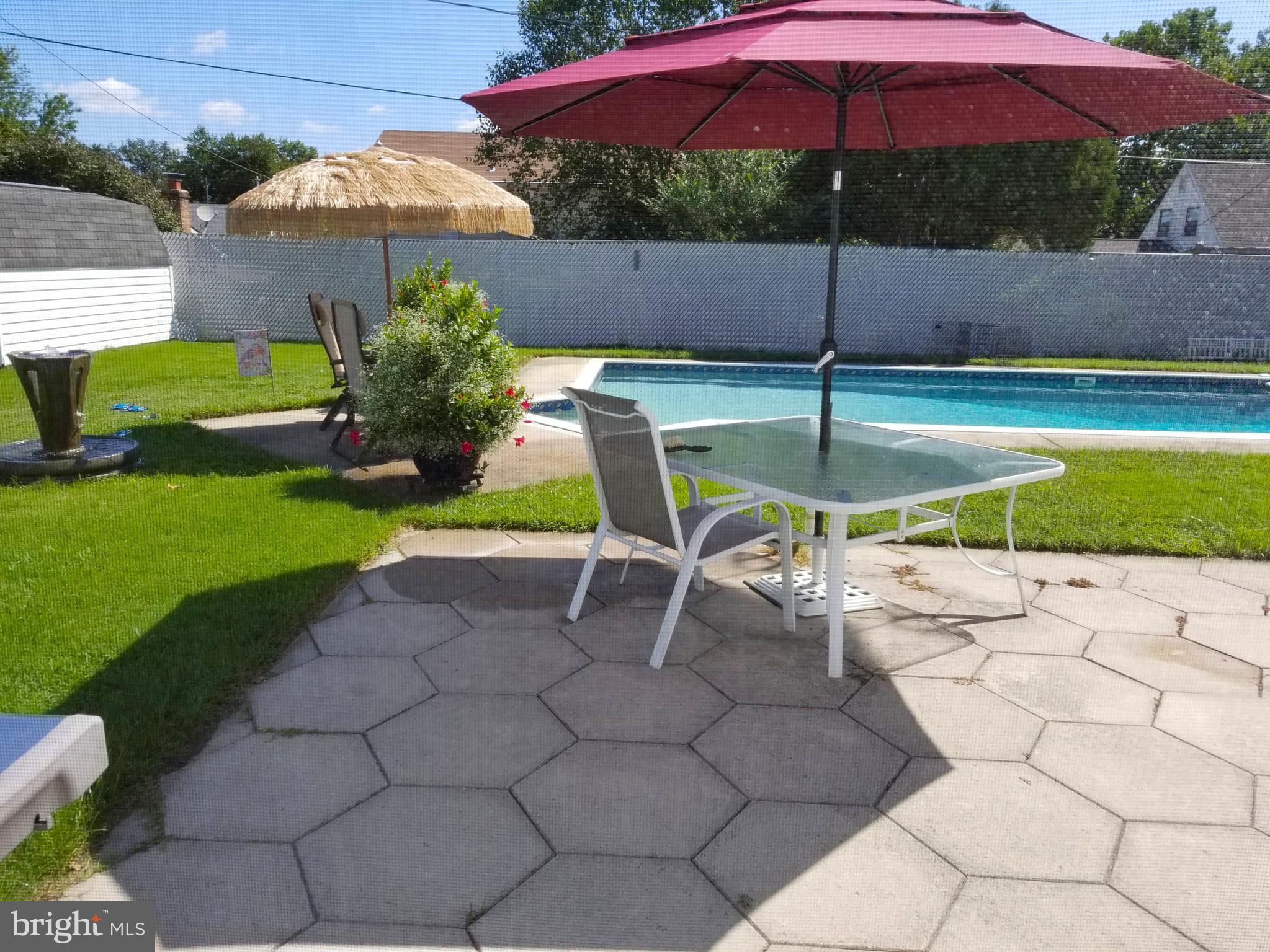 MEADOWBROOK AT BELAIR - Residential