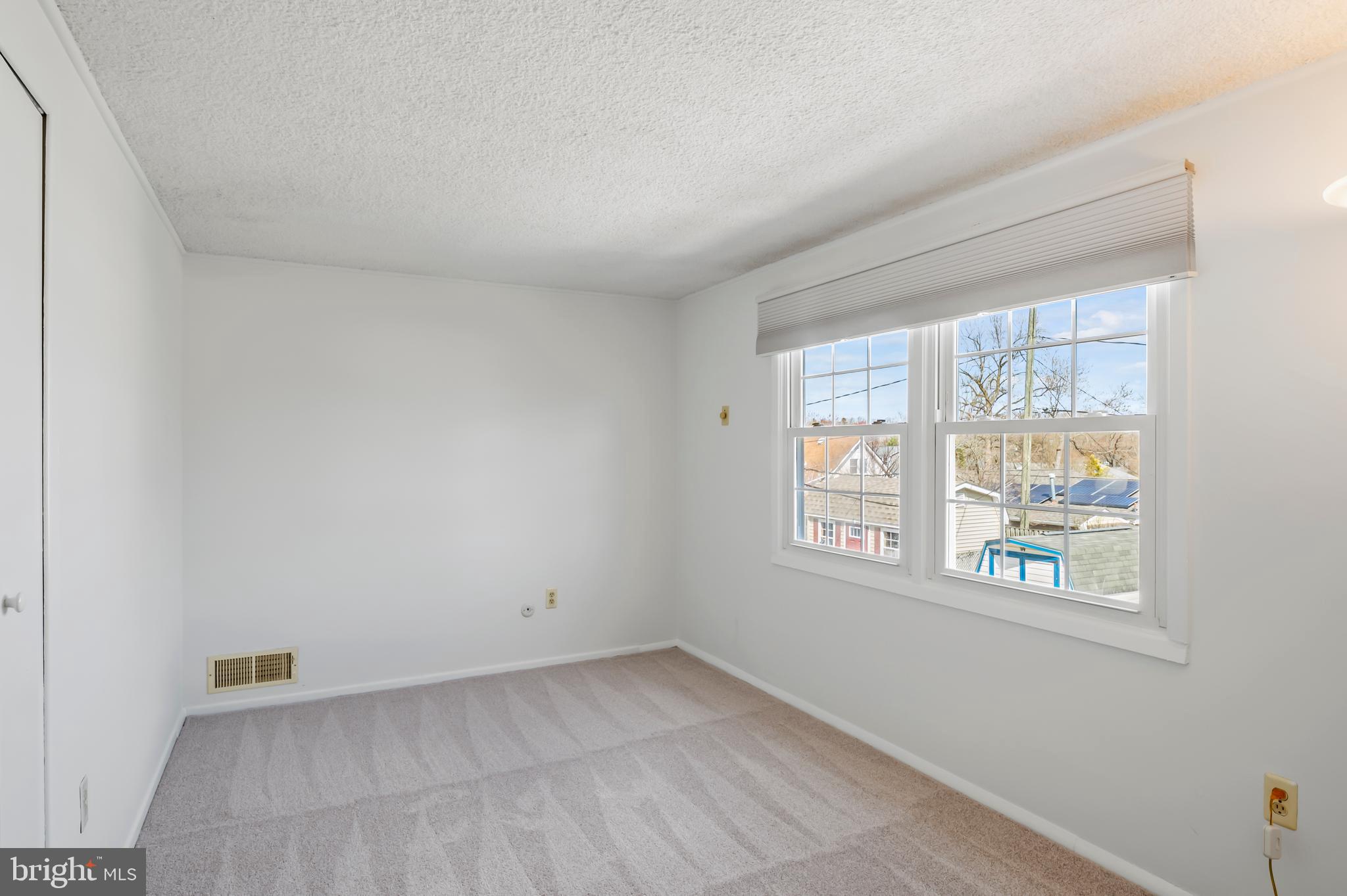 MEADOWBROOK AT BELAIR - Residential