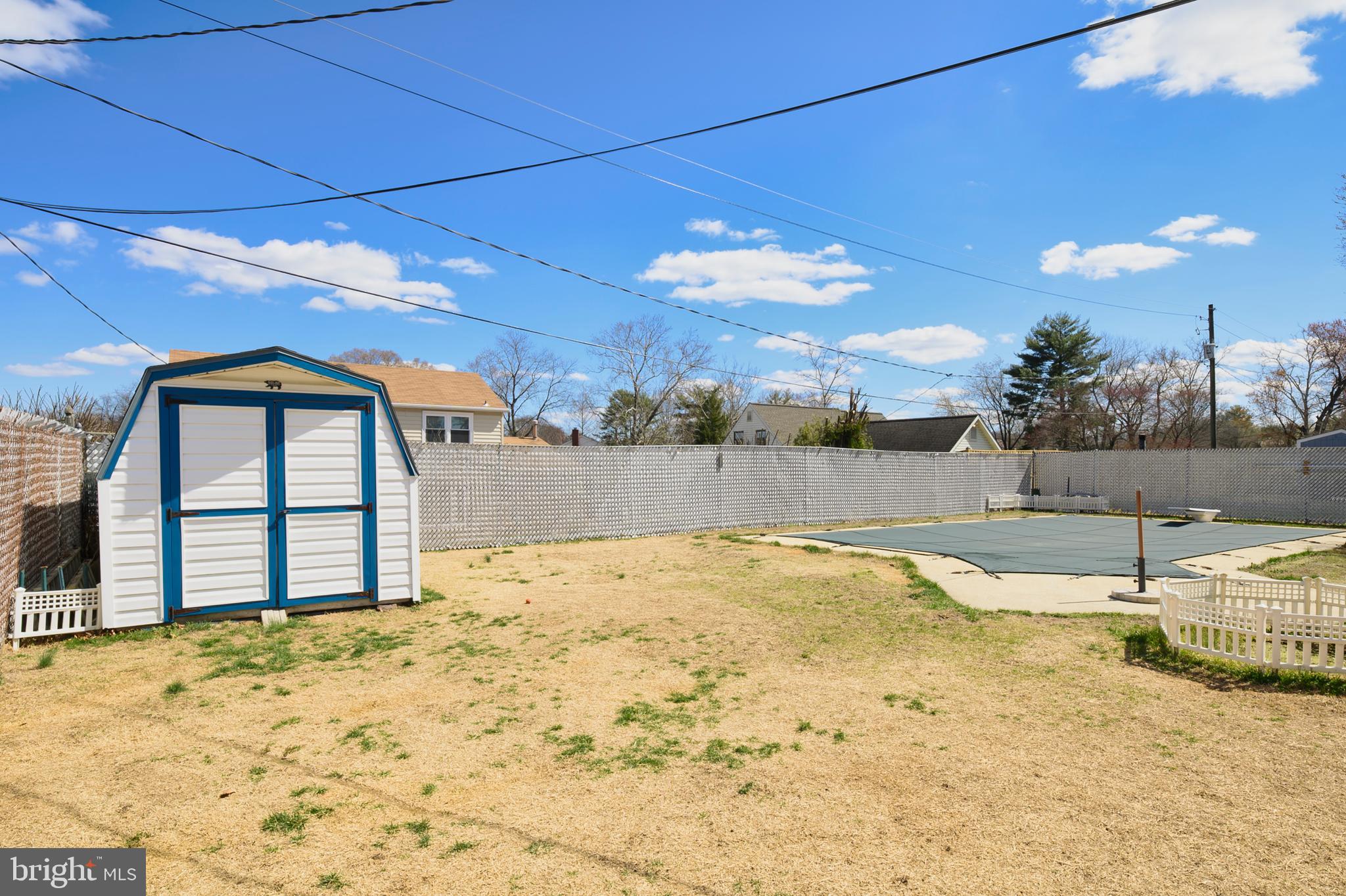 MEADOWBROOK AT BELAIR - Residential