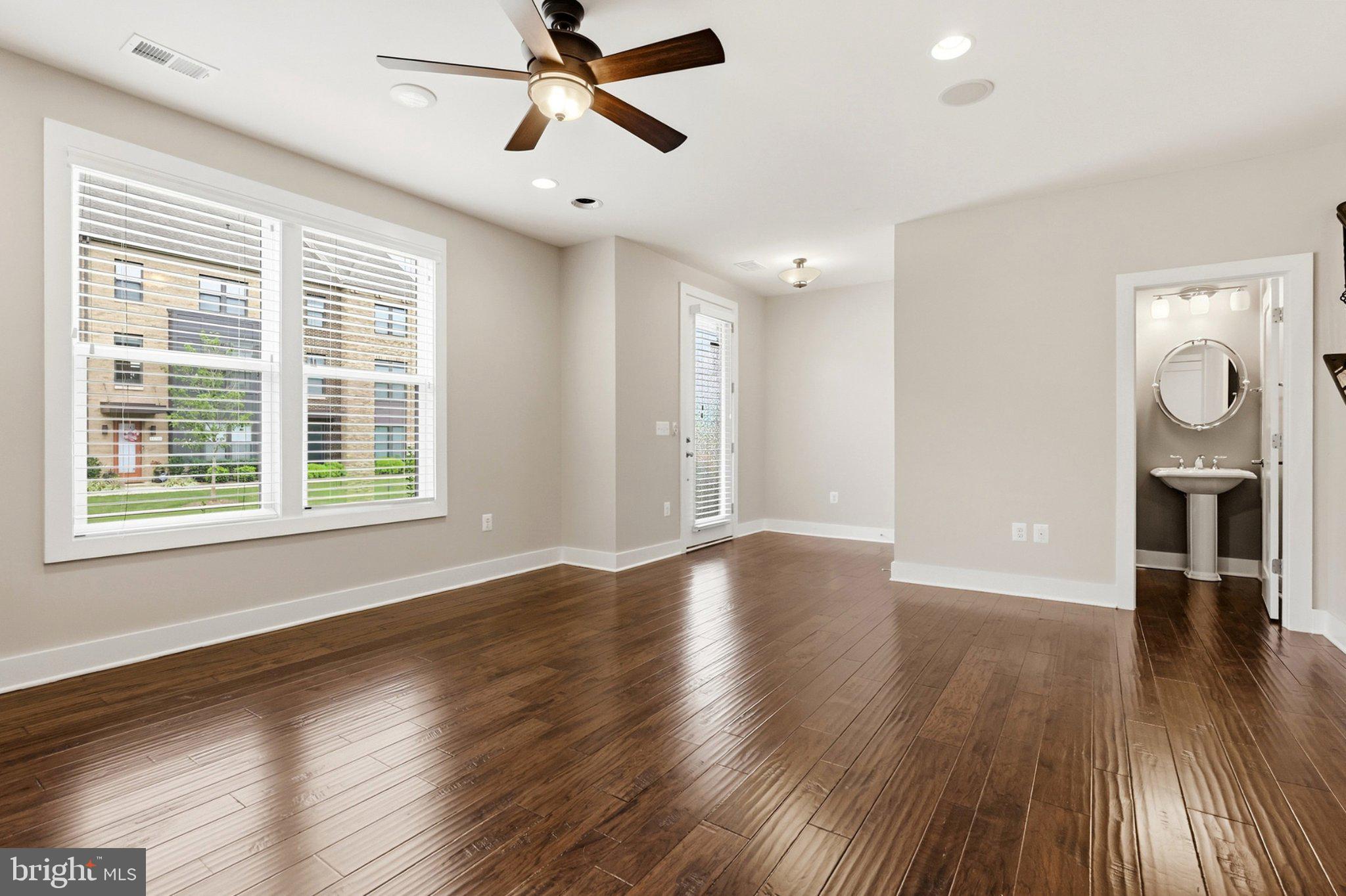 44735 MEDWAY TERRACE